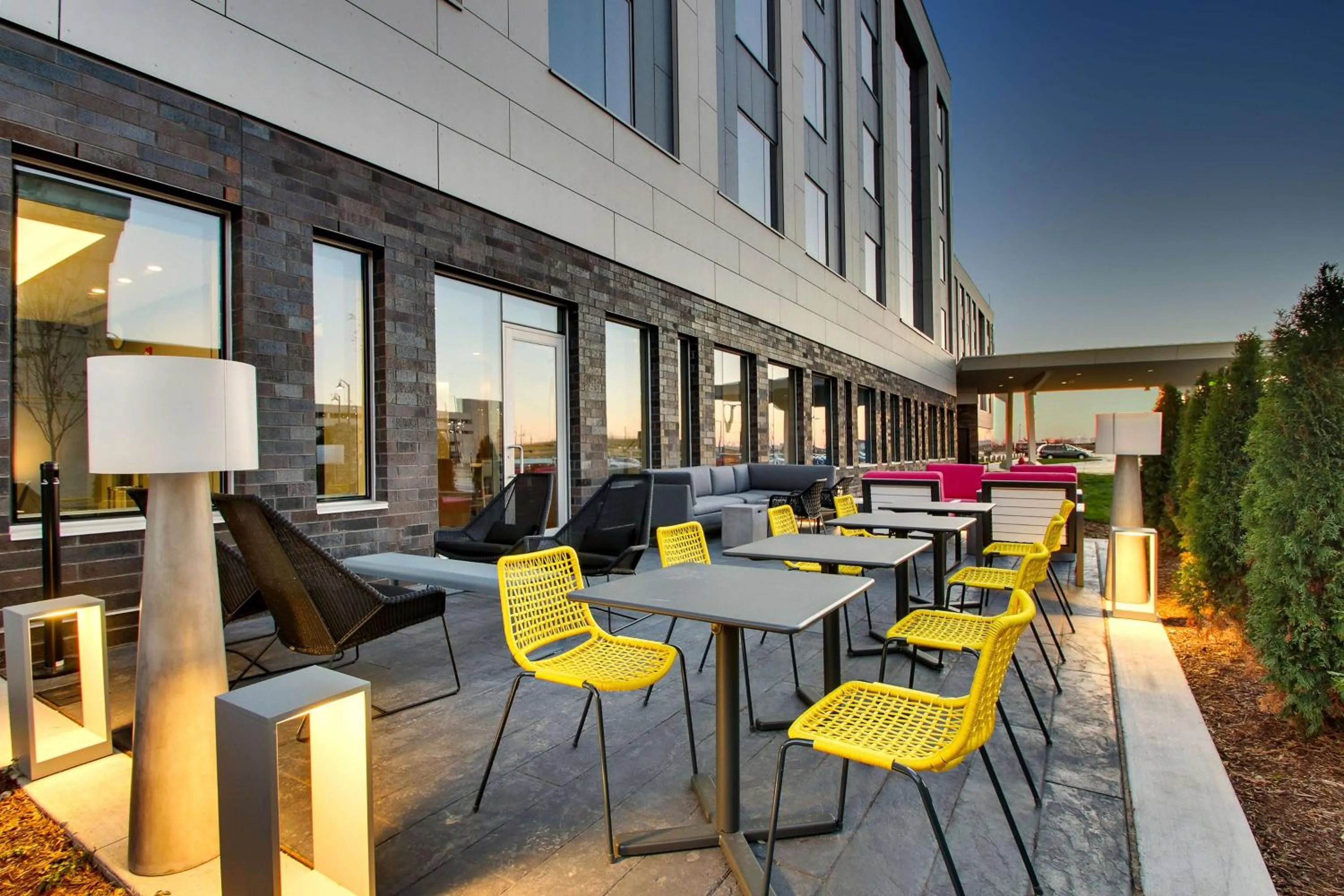 Patio in The Rose Chicago, Tapestry Collection By Hilton