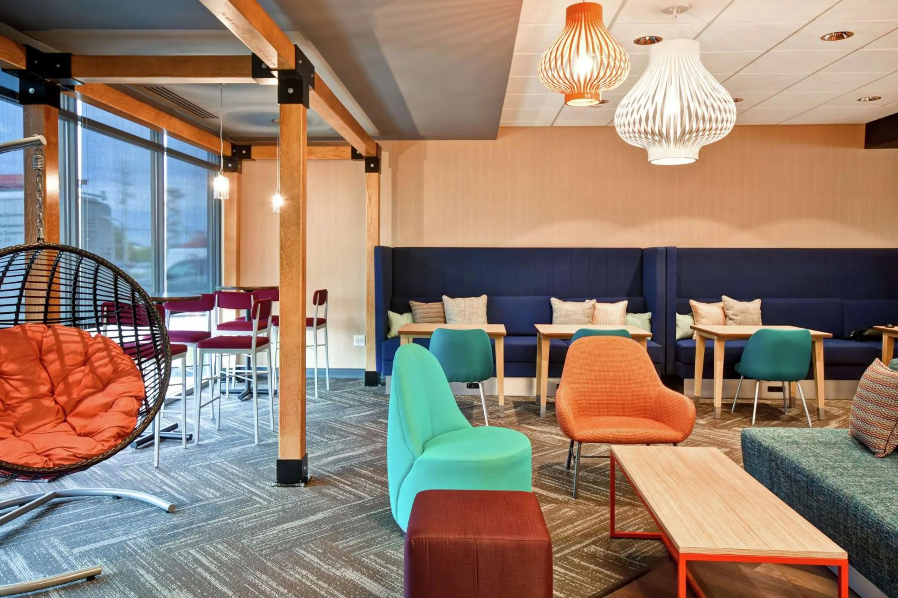 Lobby or reception in Tru By Hilton Louisville Airport