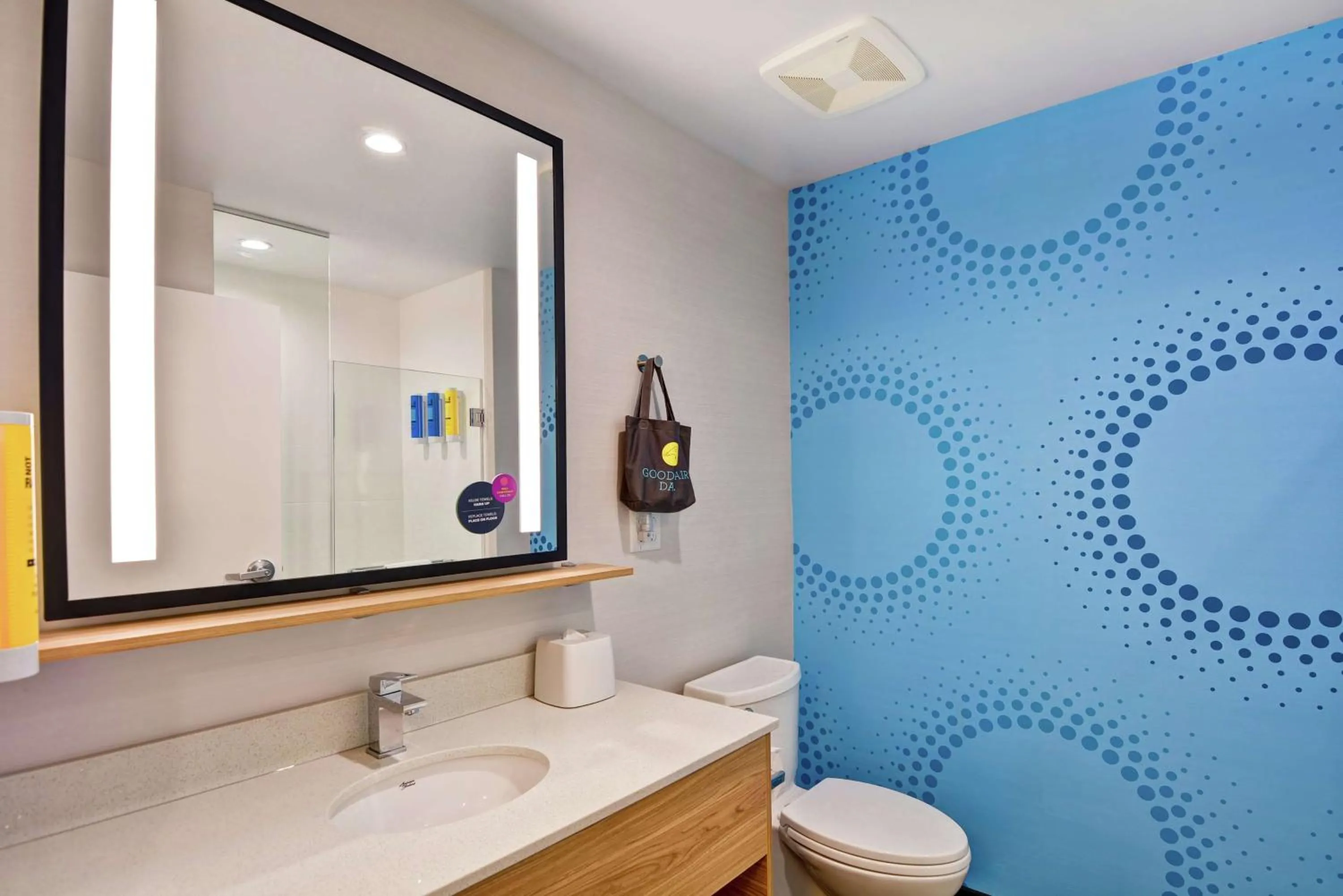 Bathroom in Tru By Hilton Shepherdsville Louisville South