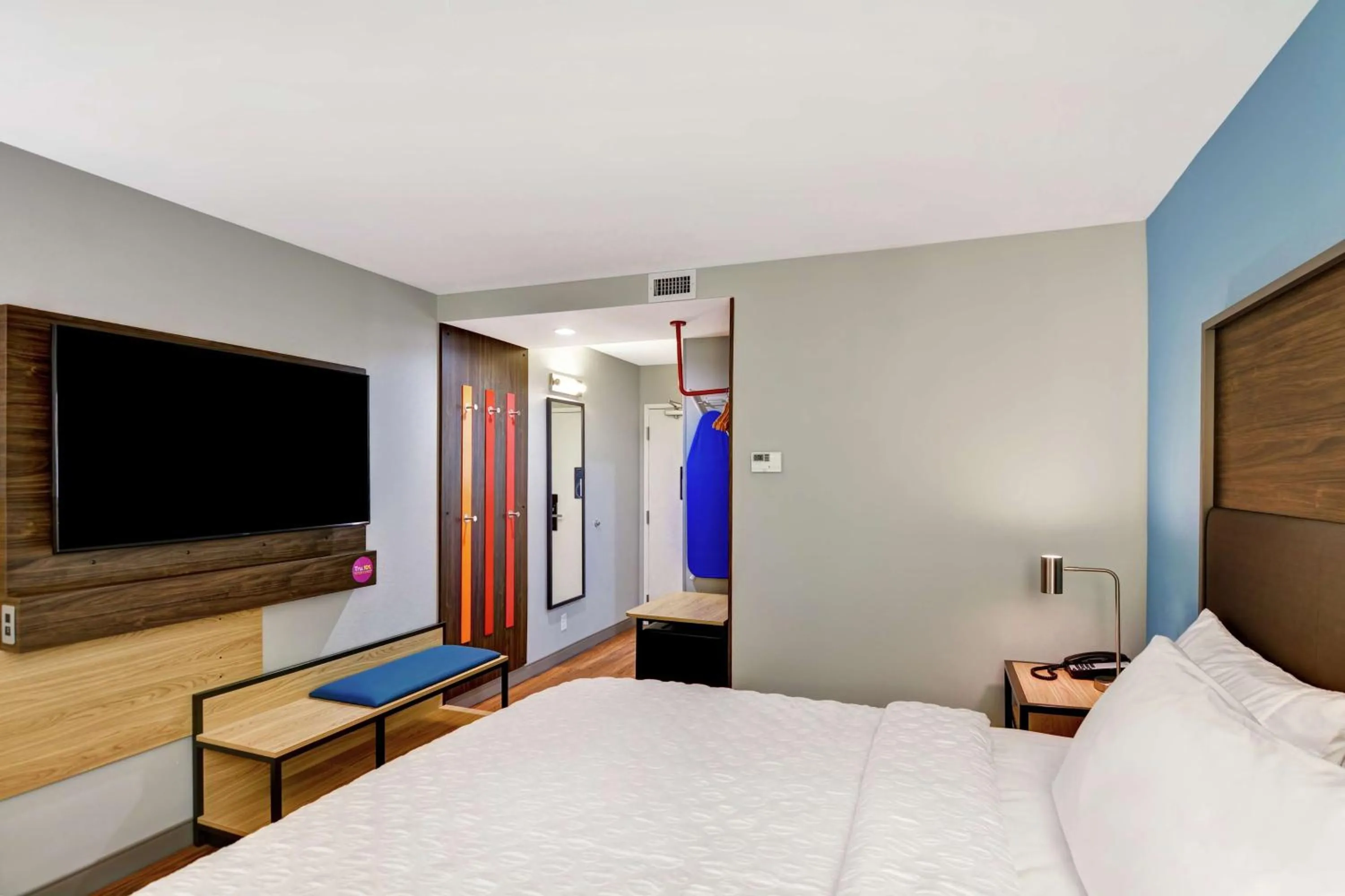 Bedroom, Bed in Tru By Hilton Shepherdsville Louisville South