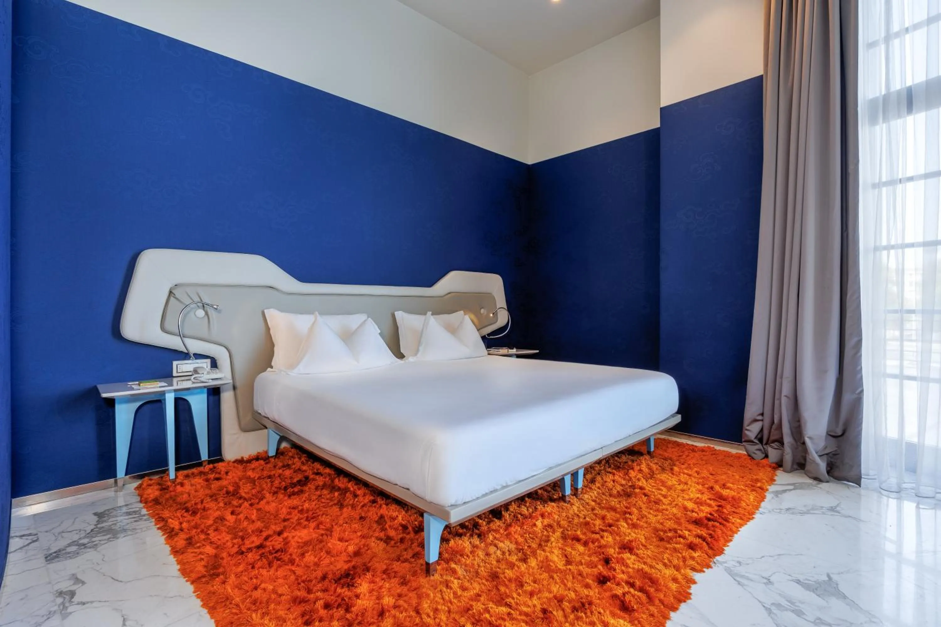 Bed in JR Hotels Bari Grande Albergo delle Nazioni