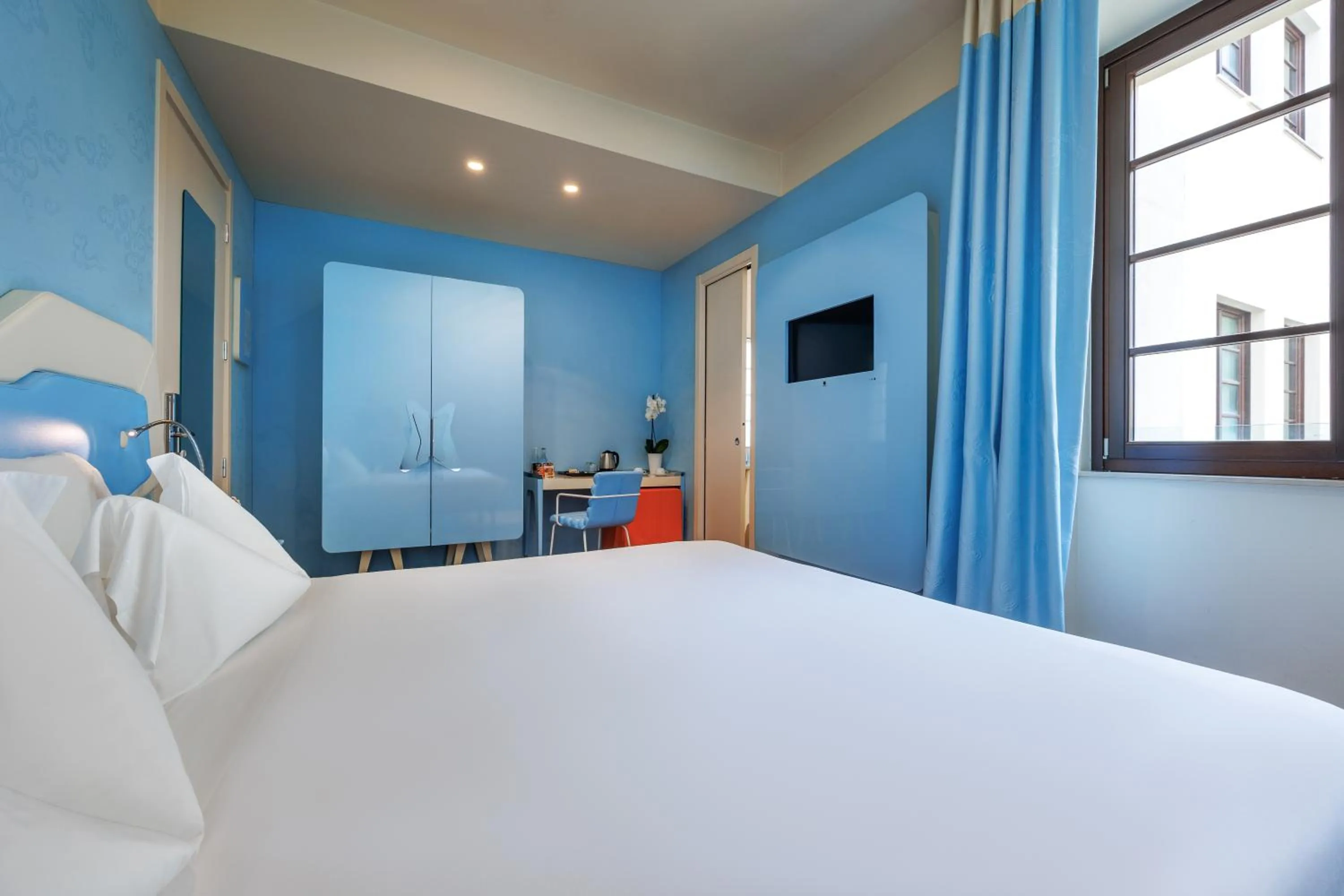 Bed in JR Hotels Bari Grande Albergo delle Nazioni