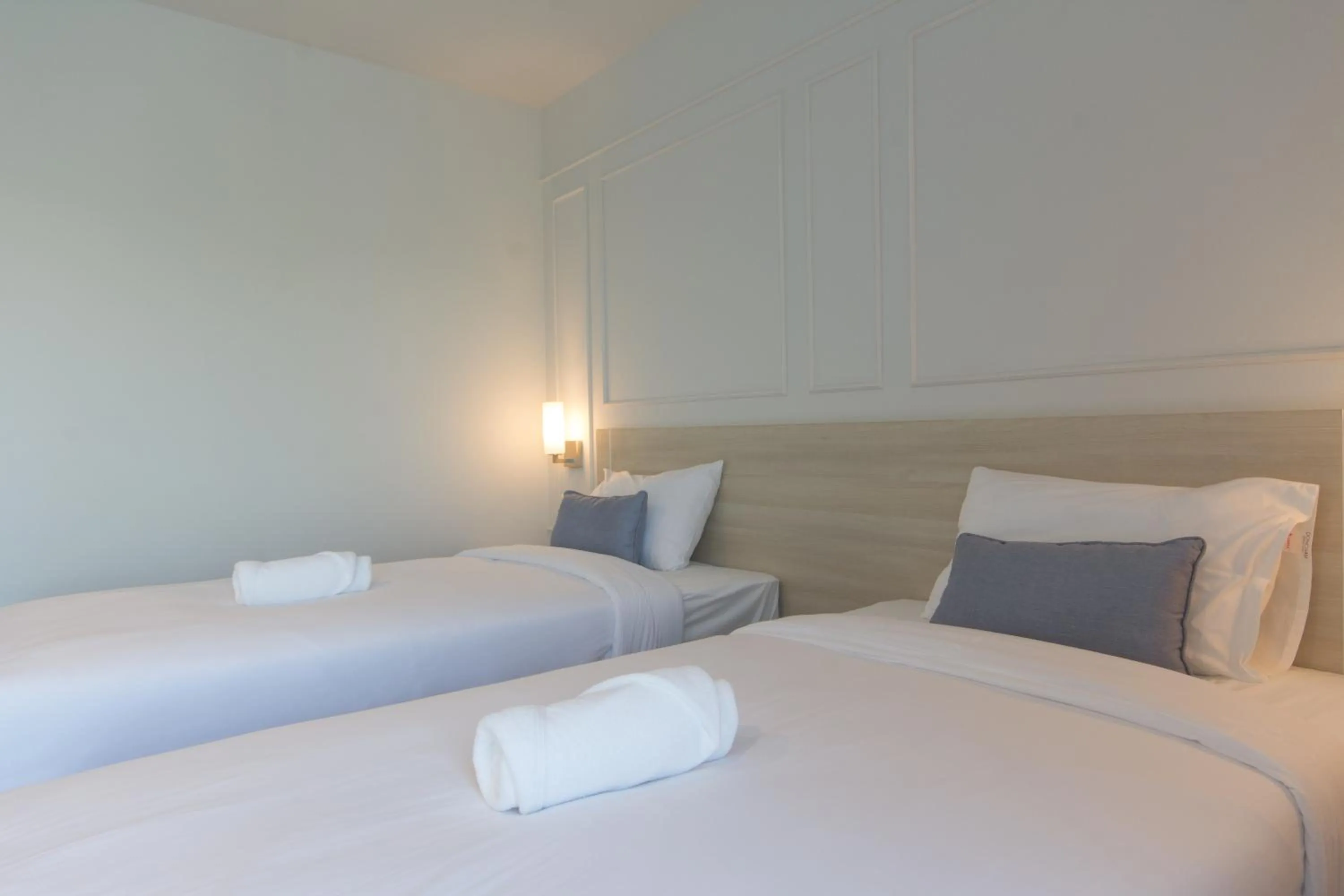 Bed in Donchan Grand Hotel