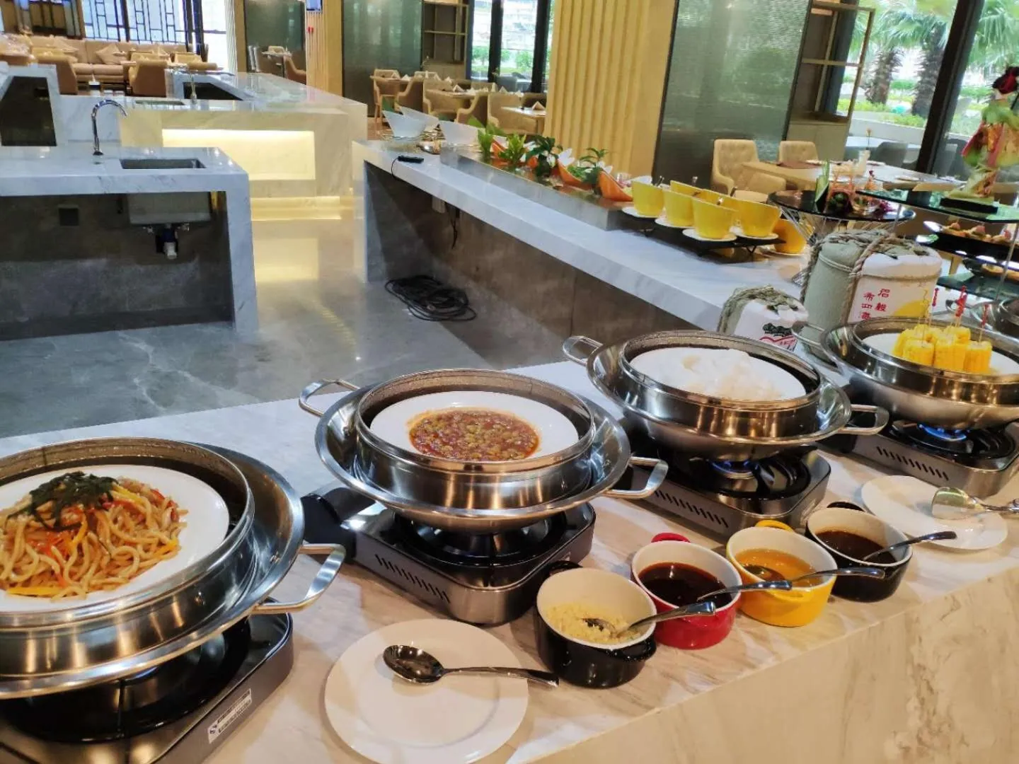 Breakfast in Wyndham Grand Maoming