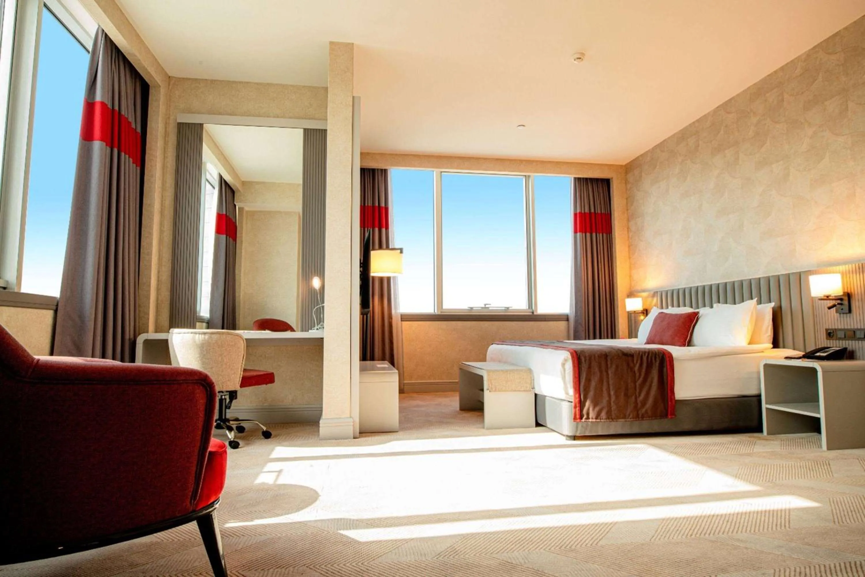 Photo of the whole room in Ramada by Wyndham Diyarbakir