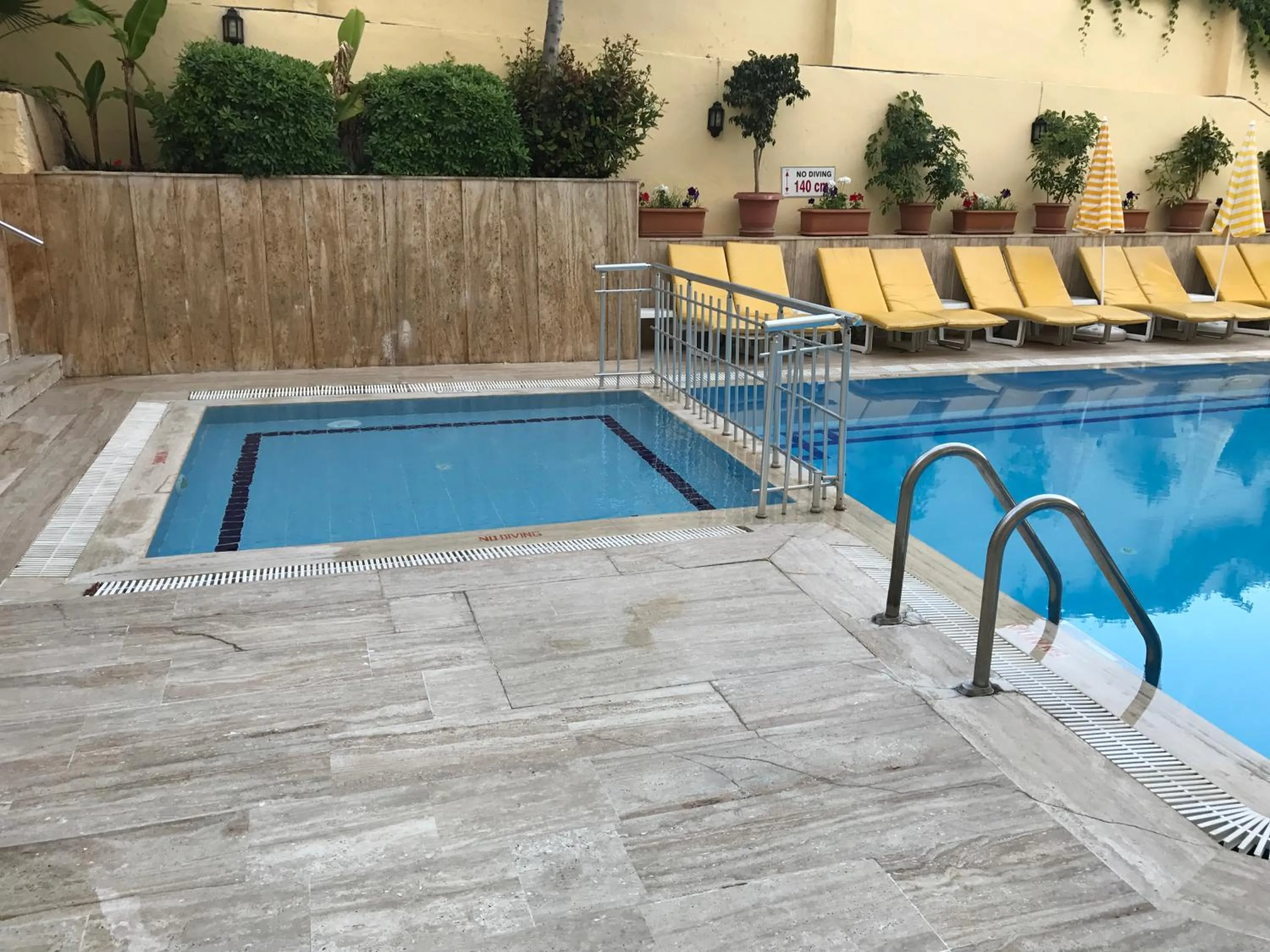 Swimming pool in Muz Hotel