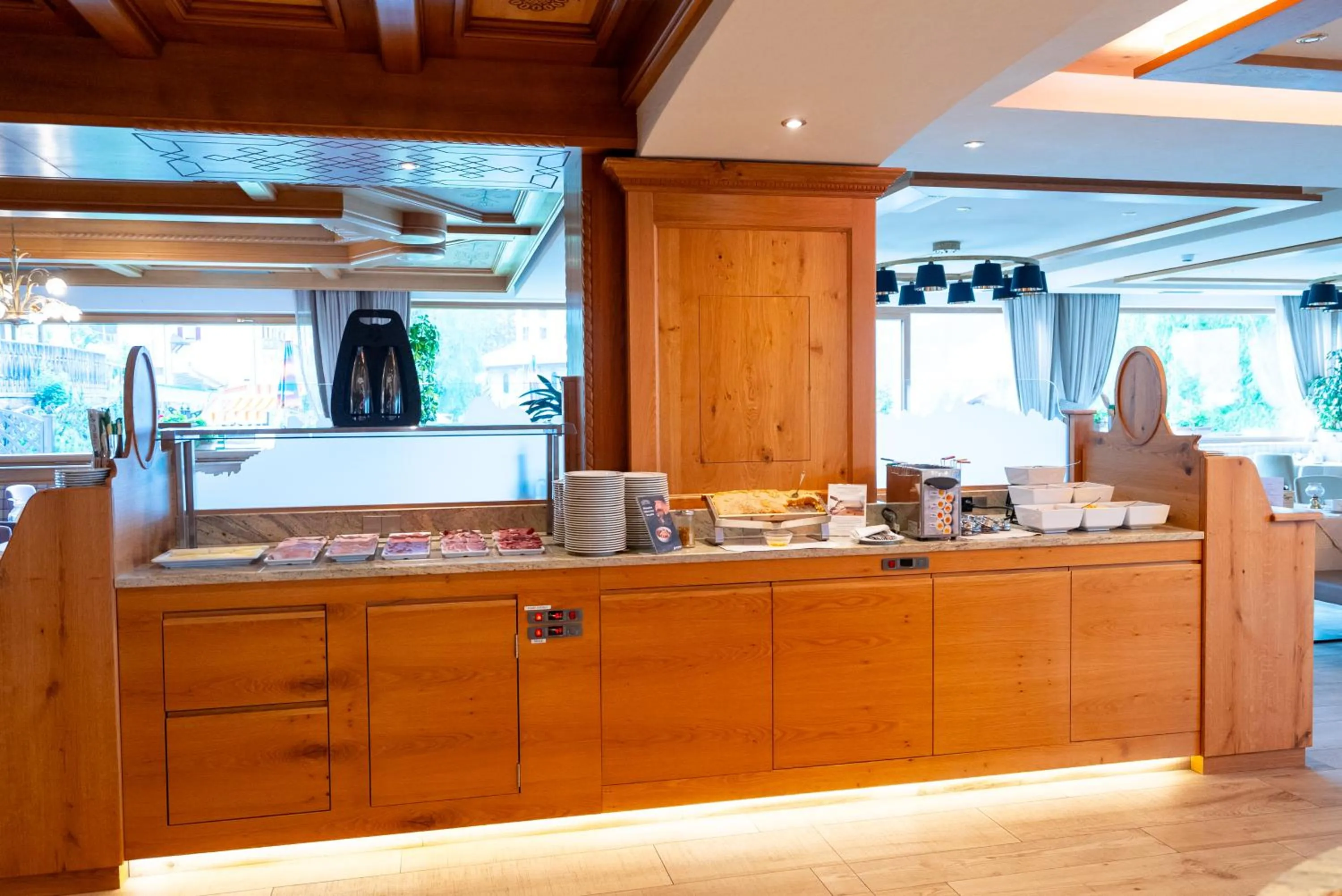 Continental breakfast in Hotel Cesa Tyrol