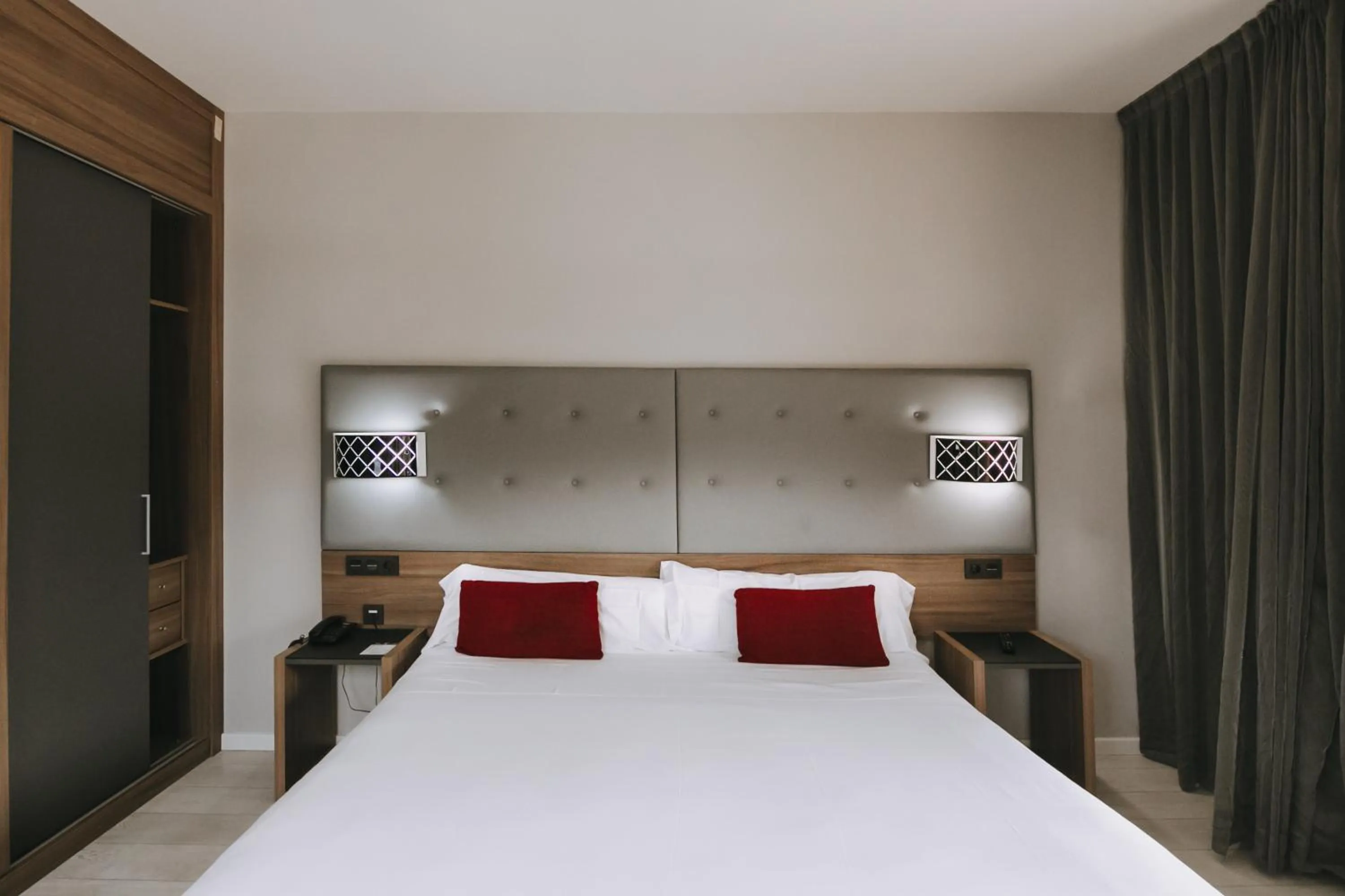 Bedroom, Bed in Hotel K10