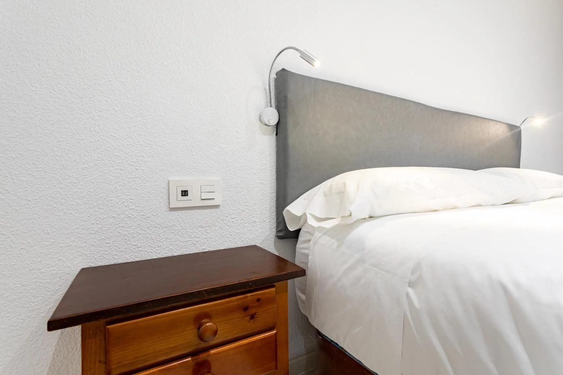 Bed in Hostal La Costa