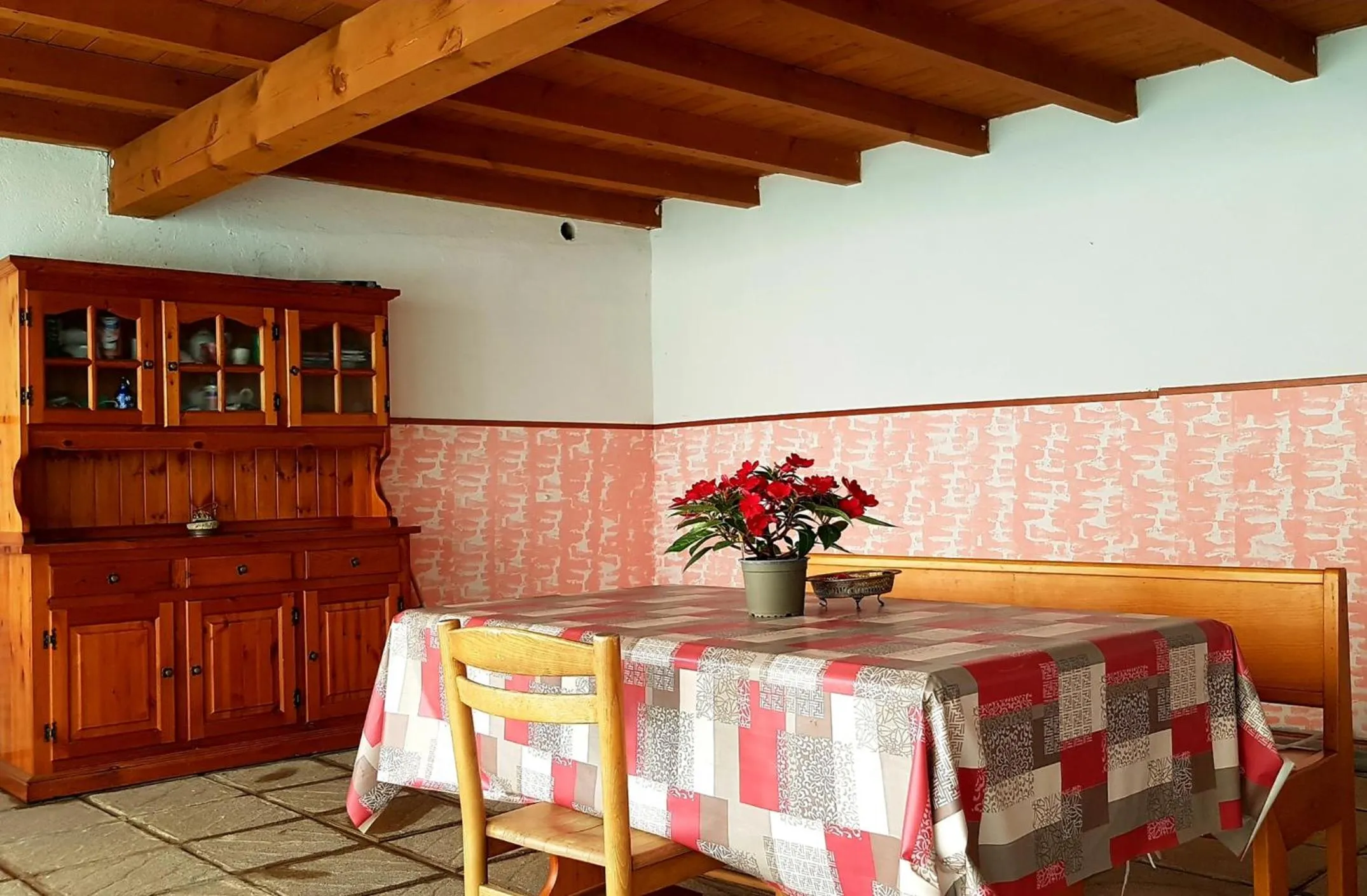 Property building in Villa Rosina