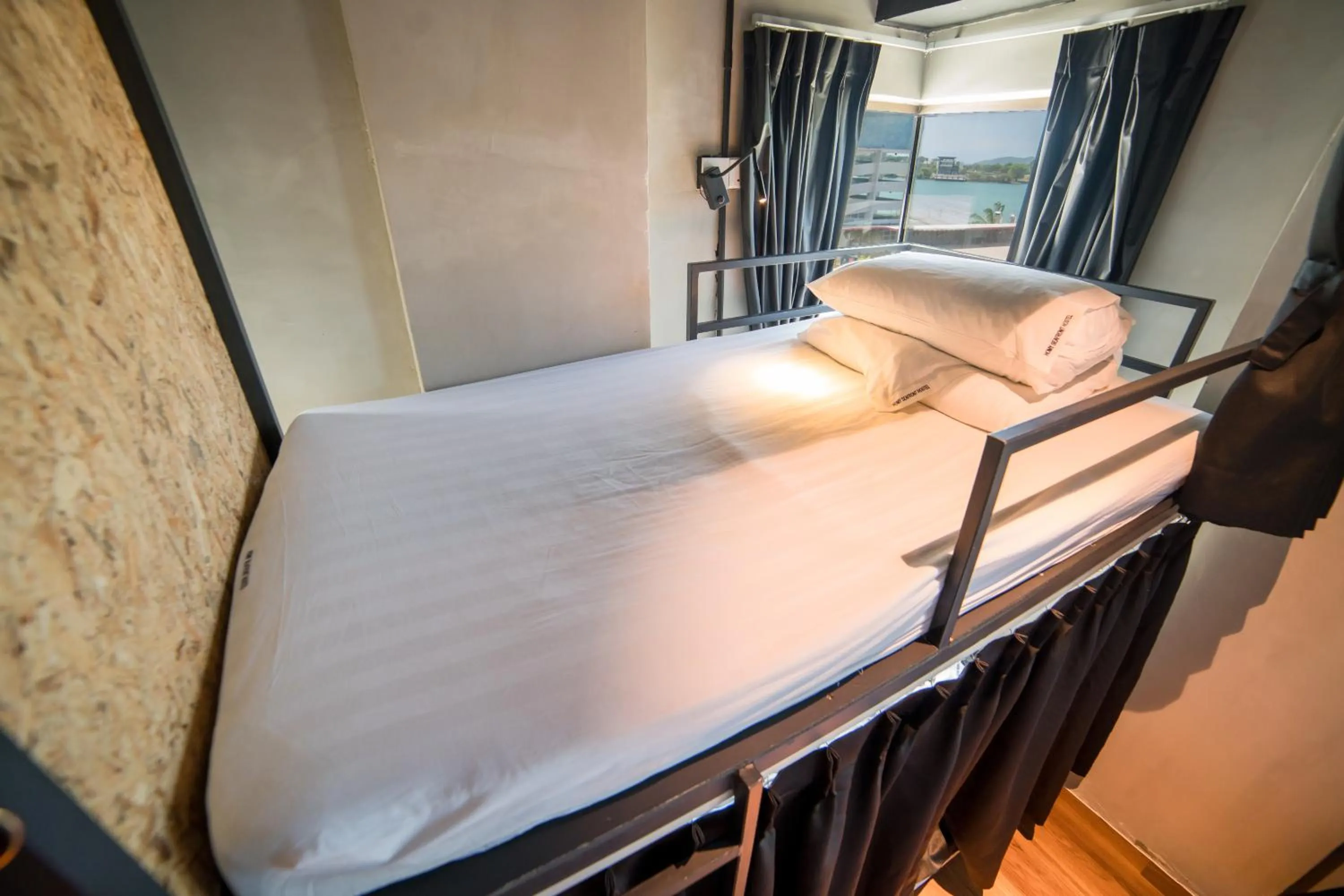 Bed in Homy Seafront Hostel