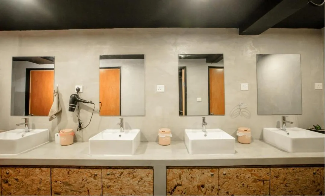 Homy Seafront Hostel