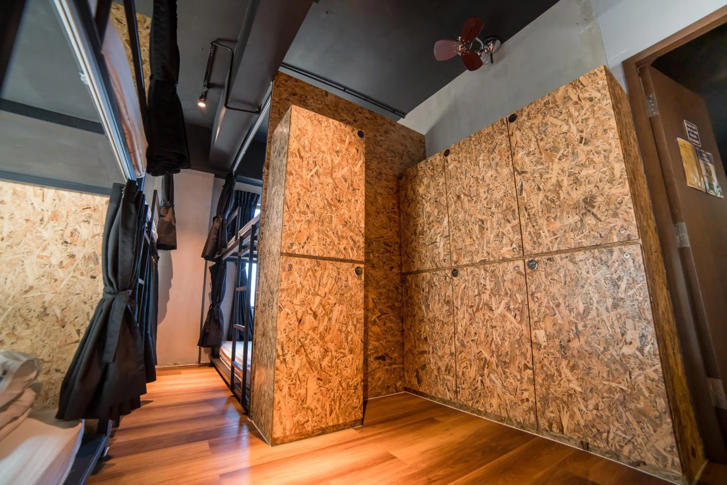 Homy Seafront Hostel