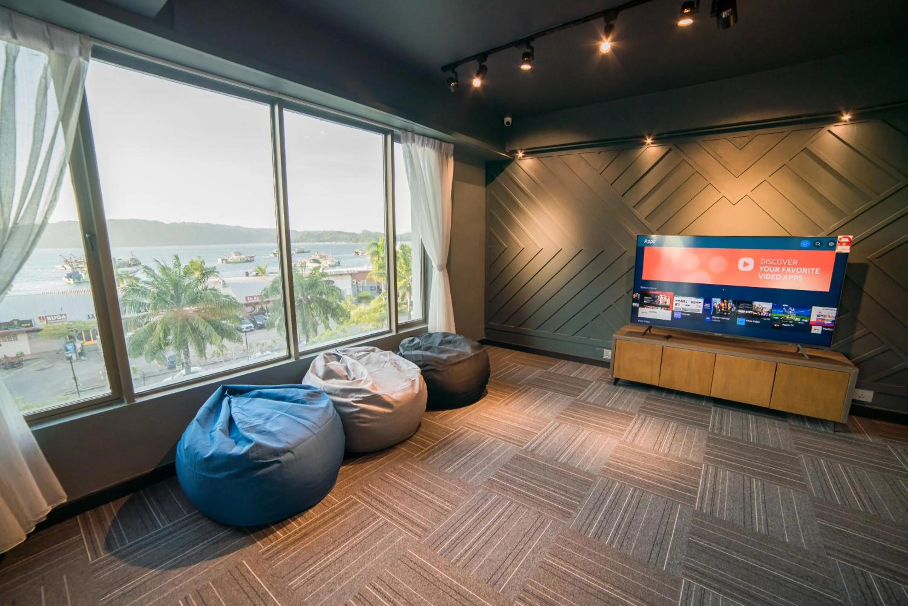 Bed in Homy Seafront Hostel