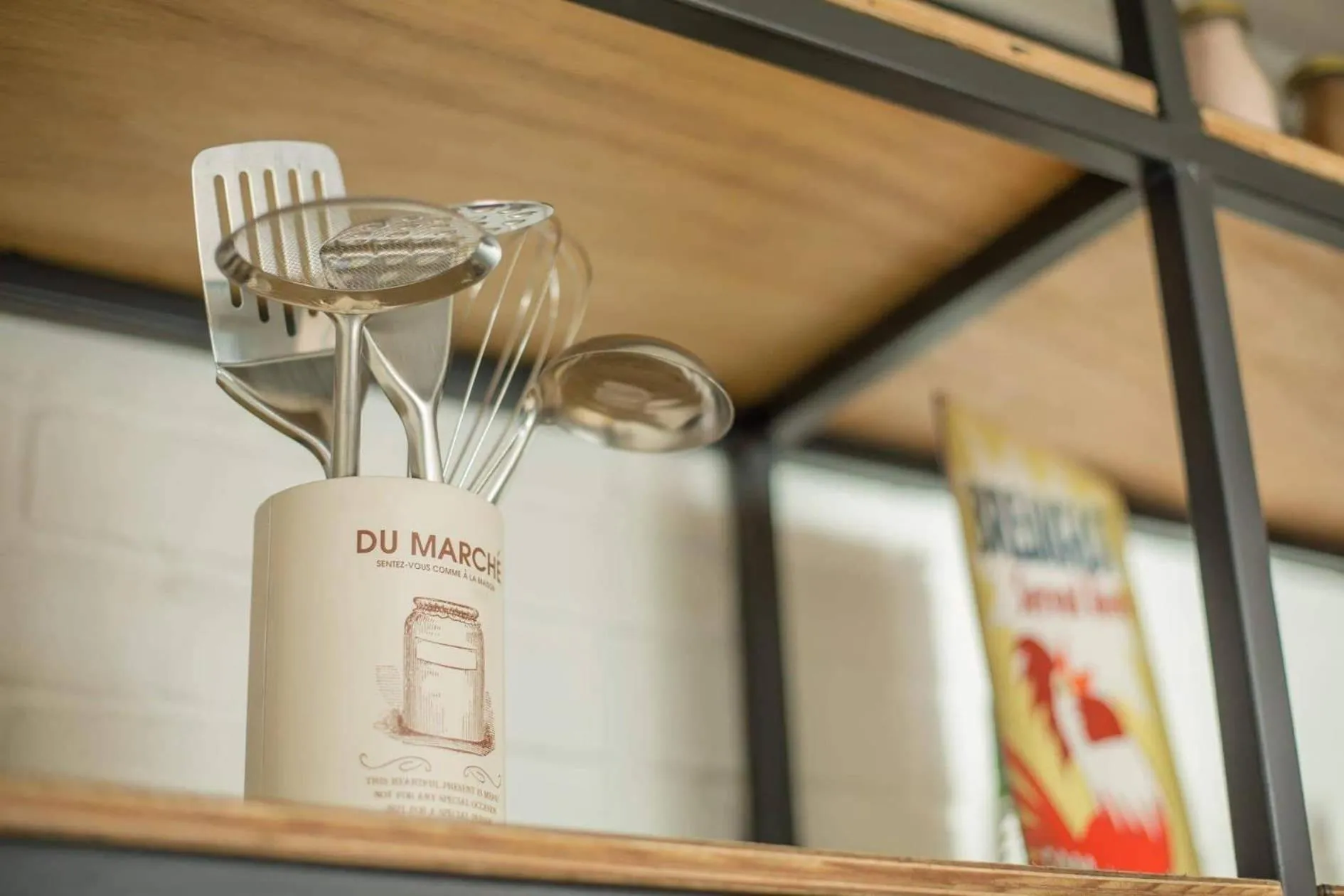 Homy Seafront Hostel