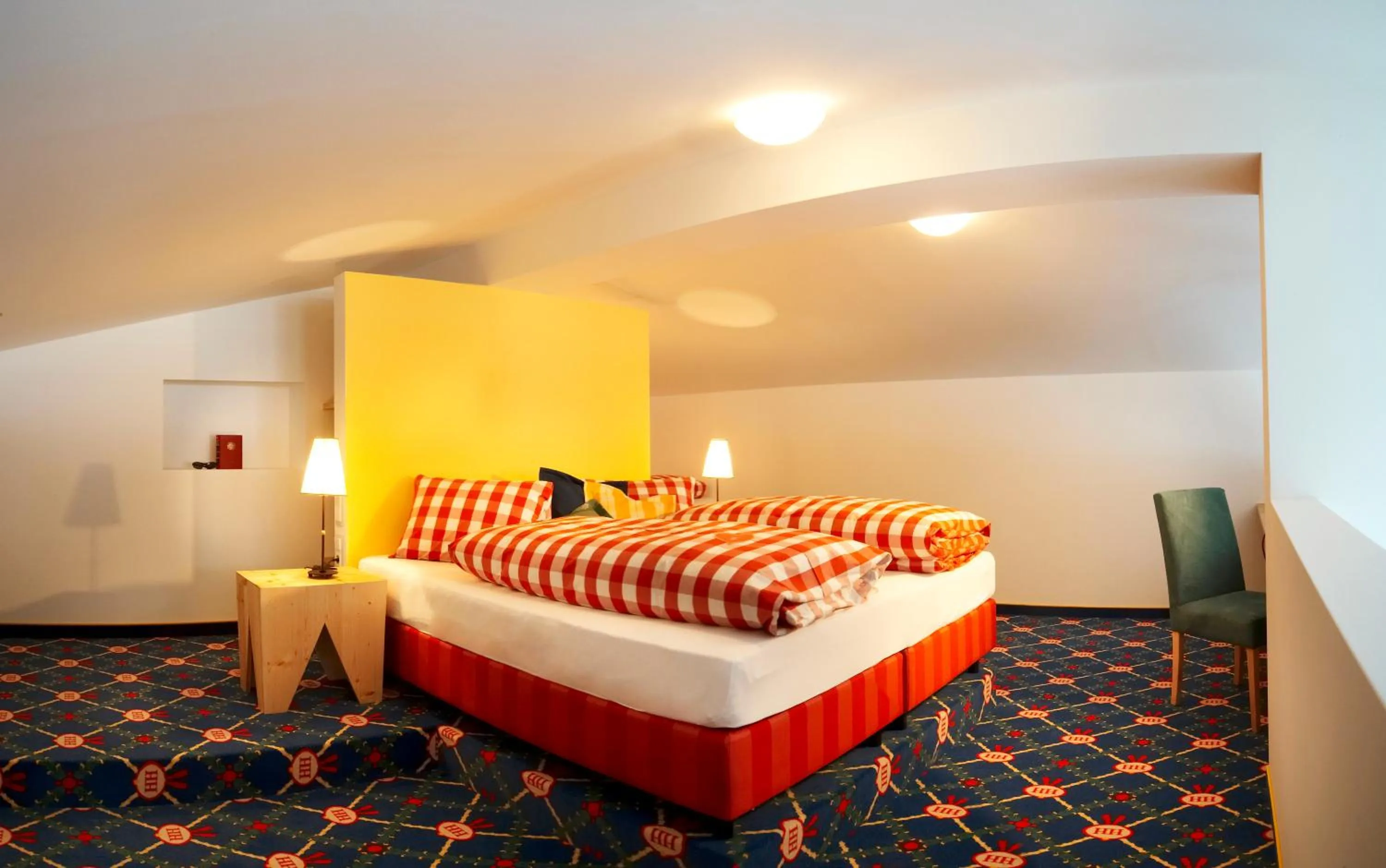 Bedroom, Bed in Hotel Hubertus