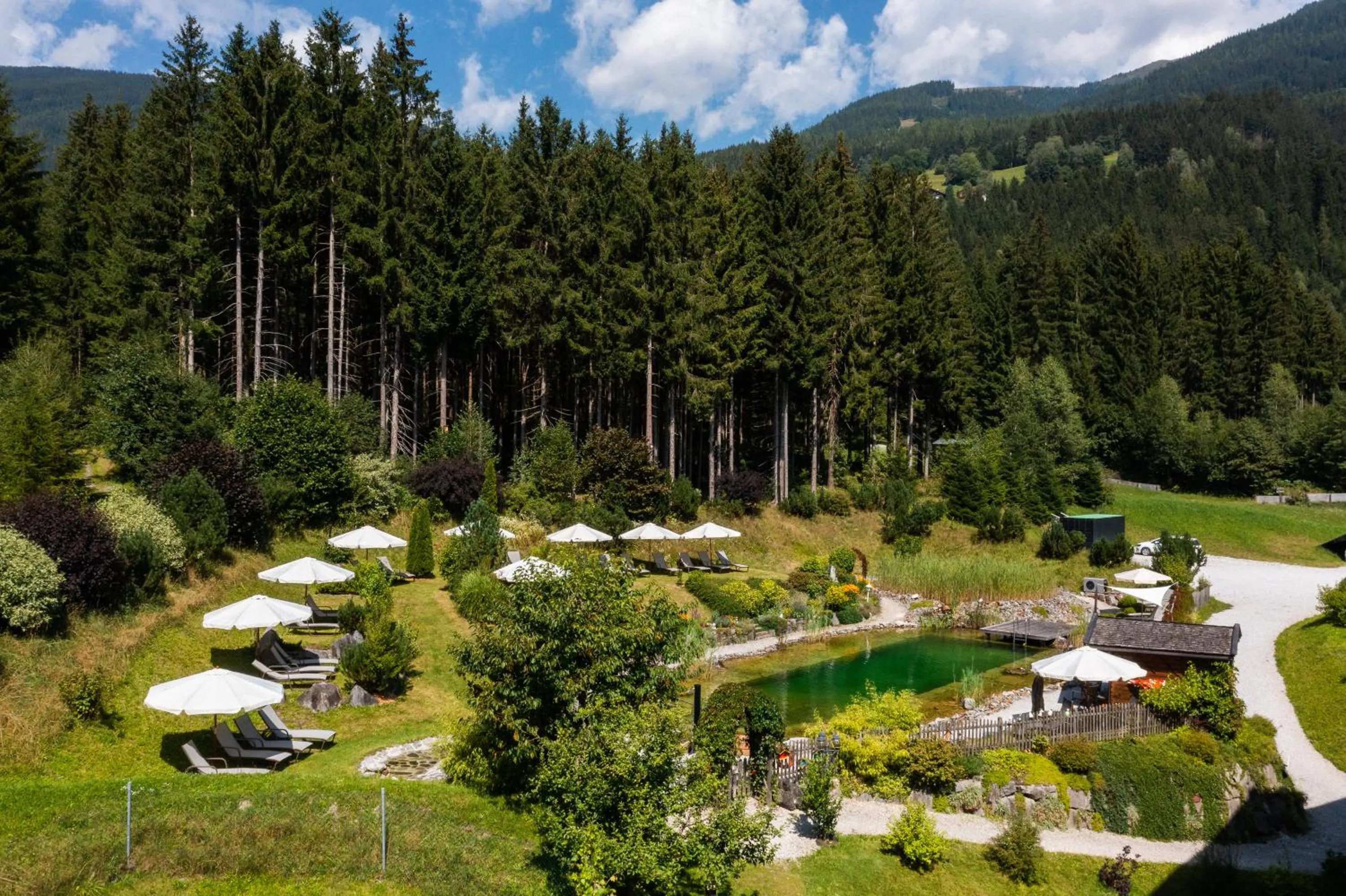 Swimming pool in Hotel Hubertus