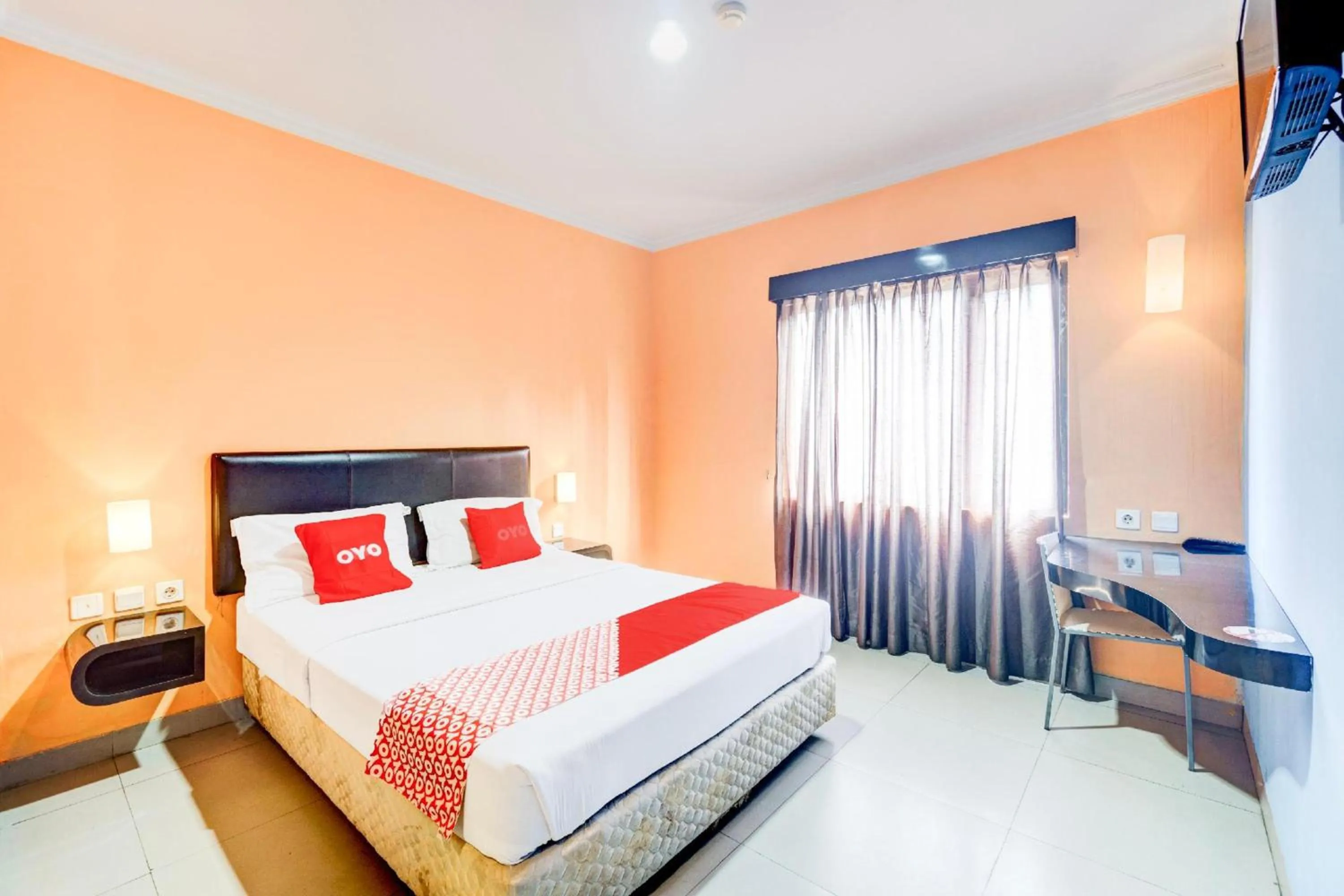 Bedroom in Collection O Manggis Inn