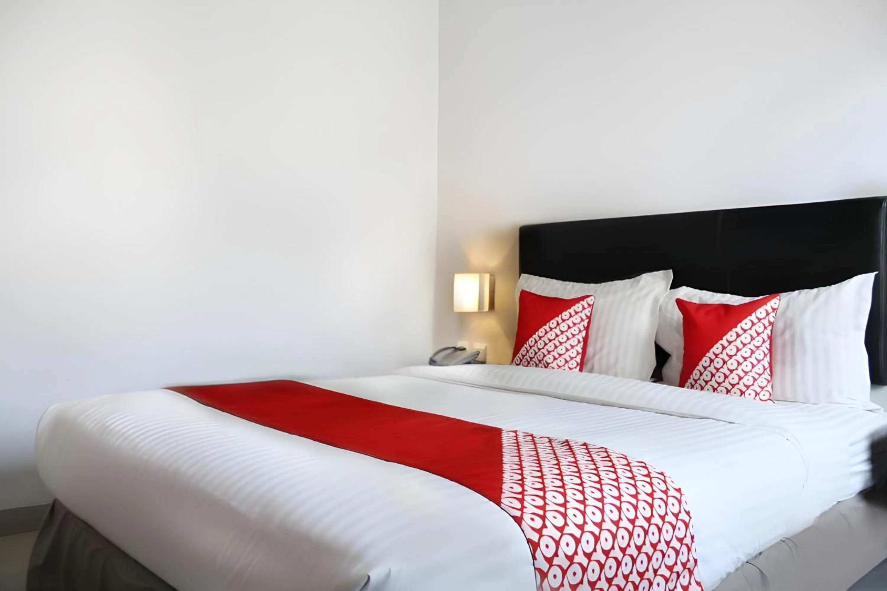 Photo of the whole room in Collection O Manggis Inn