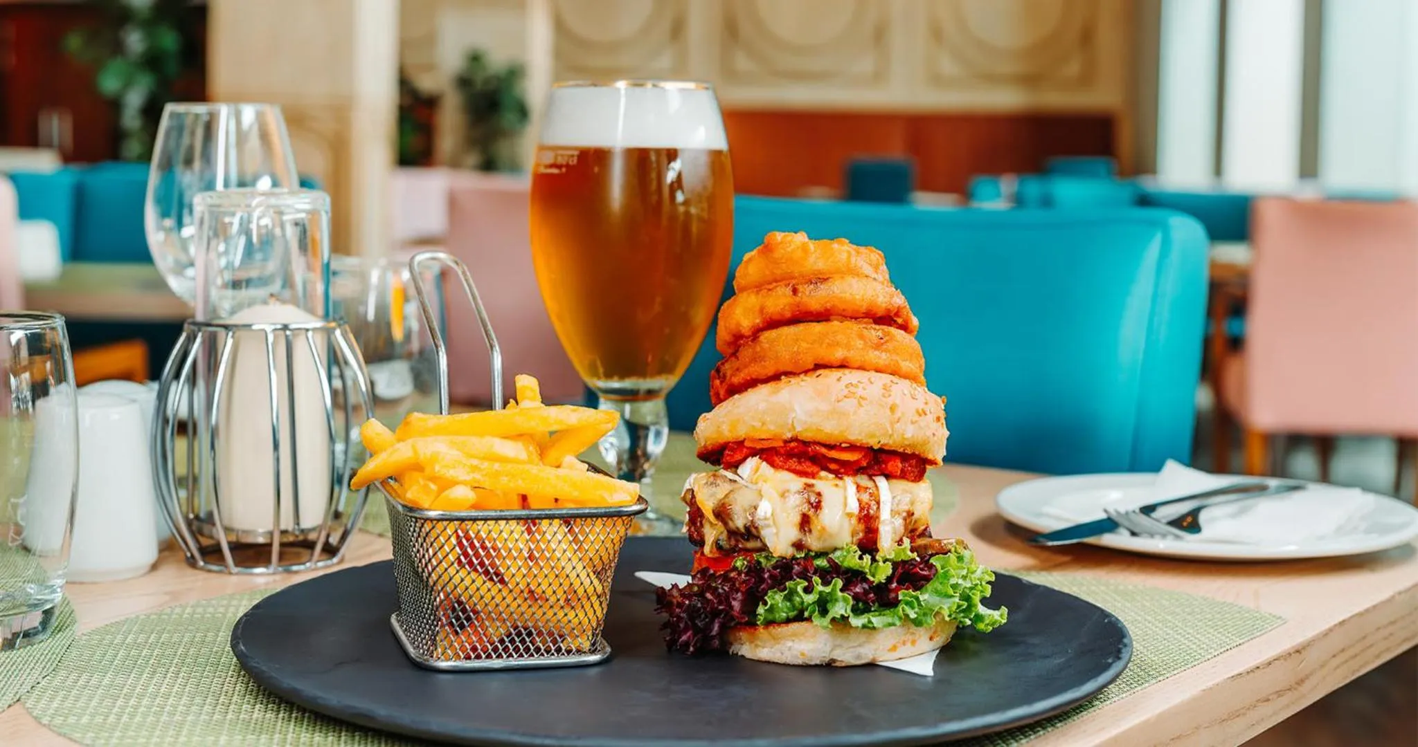 Restaurant/places to eat in Piazza Hotel Montecasino