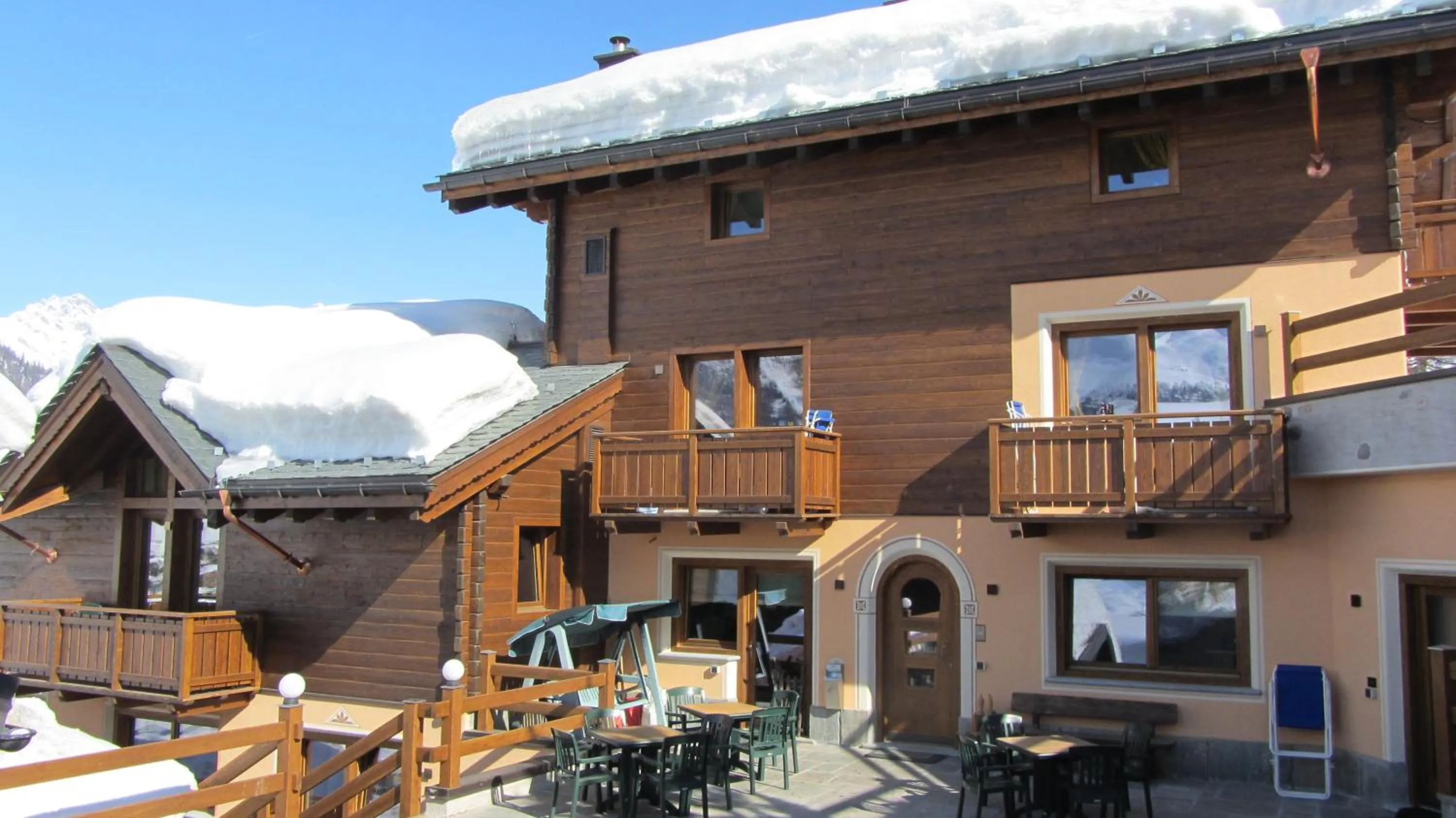 Facade/entrance in Residence Baita Cusini