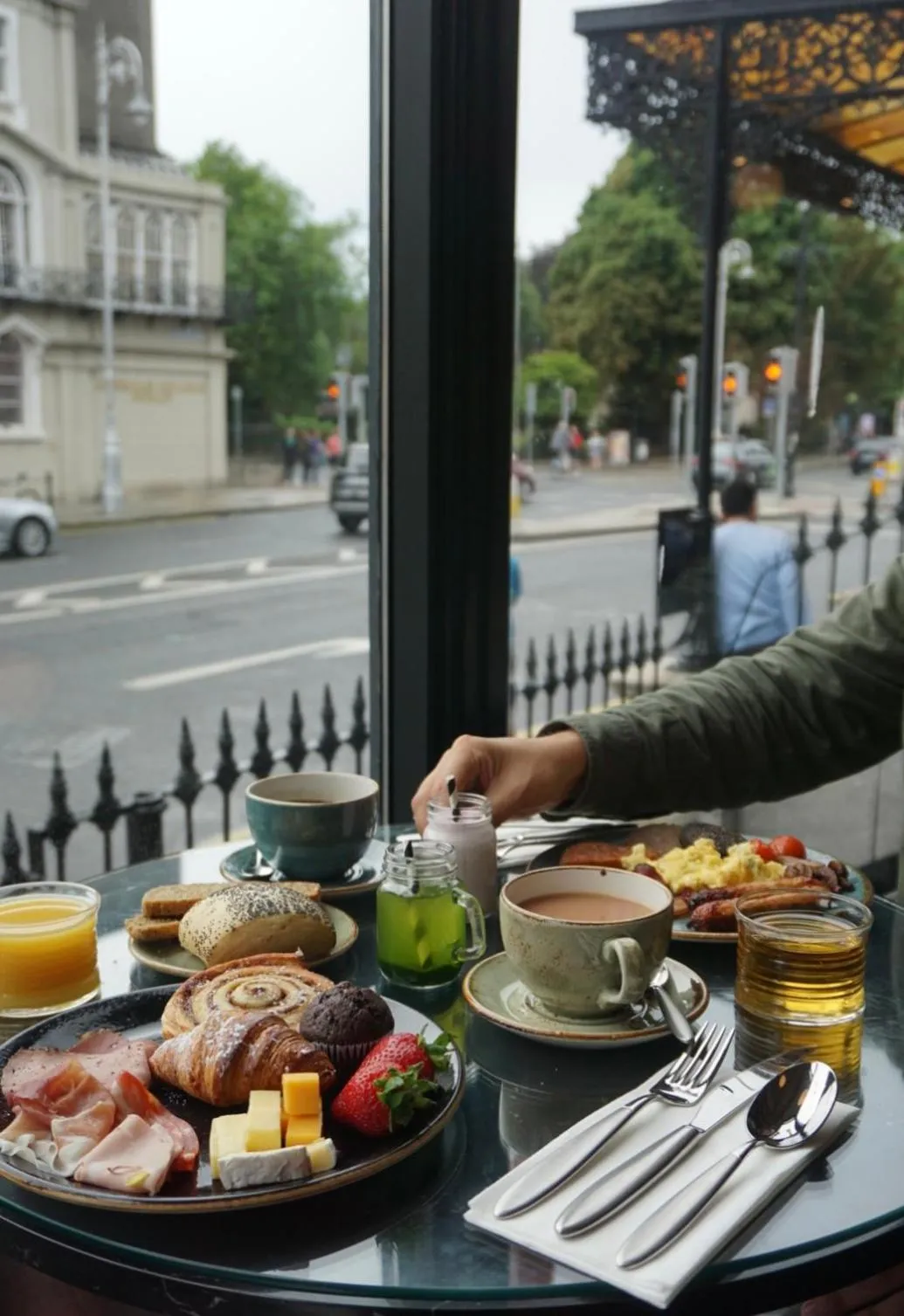 Breakfast in The Mont