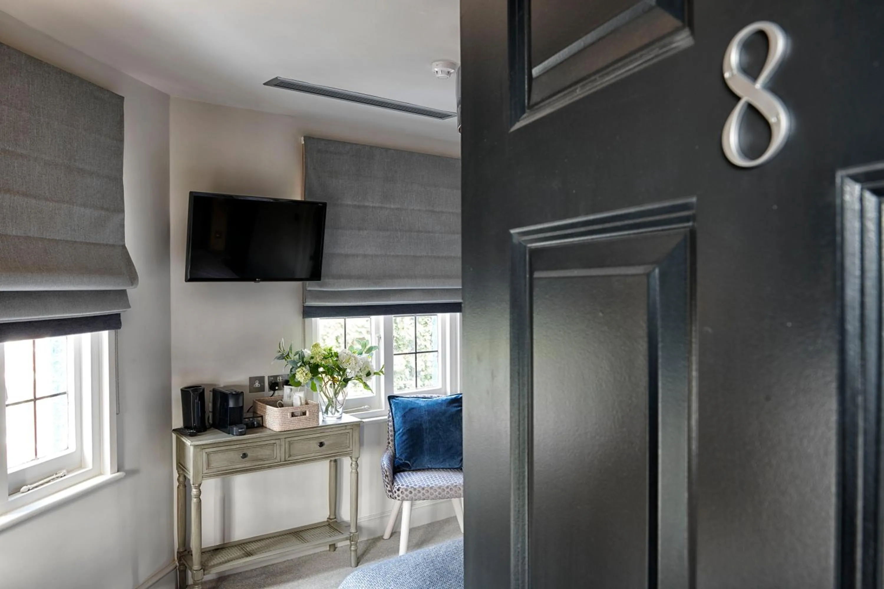 Bedroom in The Bridge Pub & Rooms