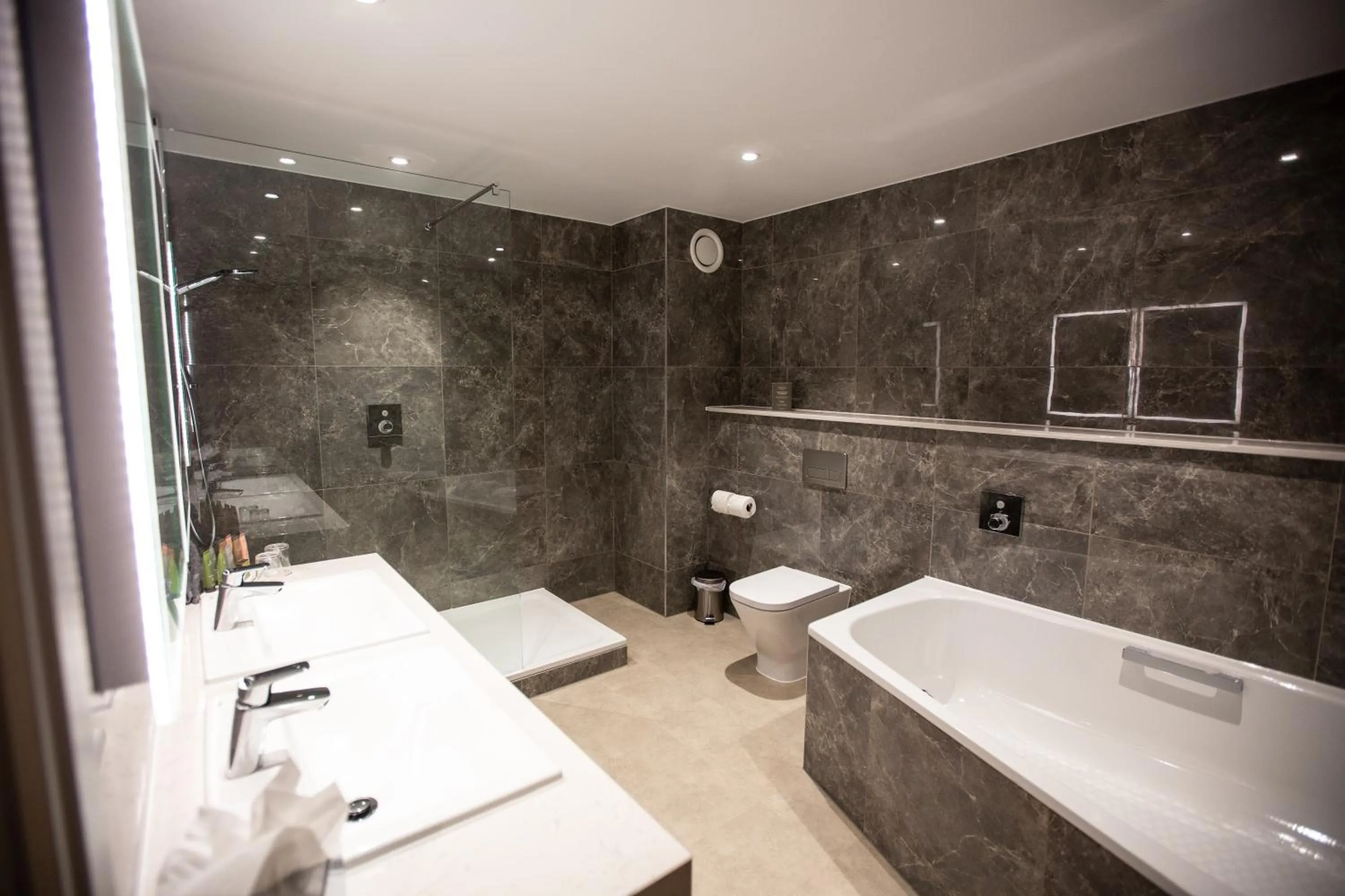 Bath in Crow Wood Hotel & Spa Resort