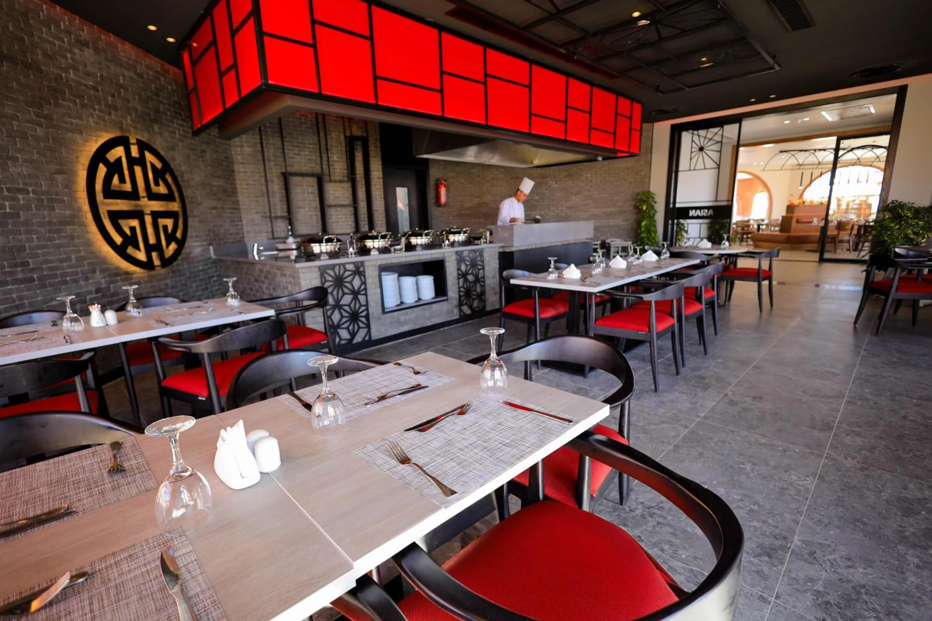 Restaurant/places to eat in Nubian Village, Families and Couples only