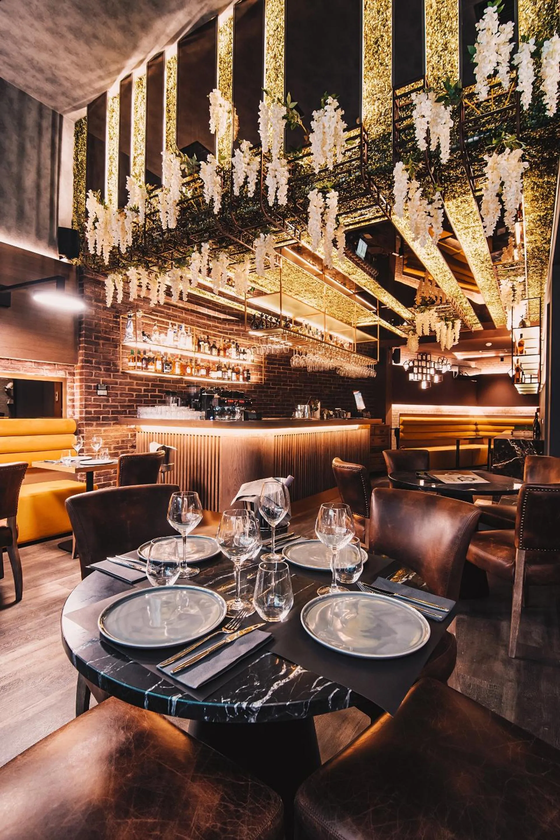 Restaurant/places to eat in Project 3 Urban Chic Hotel