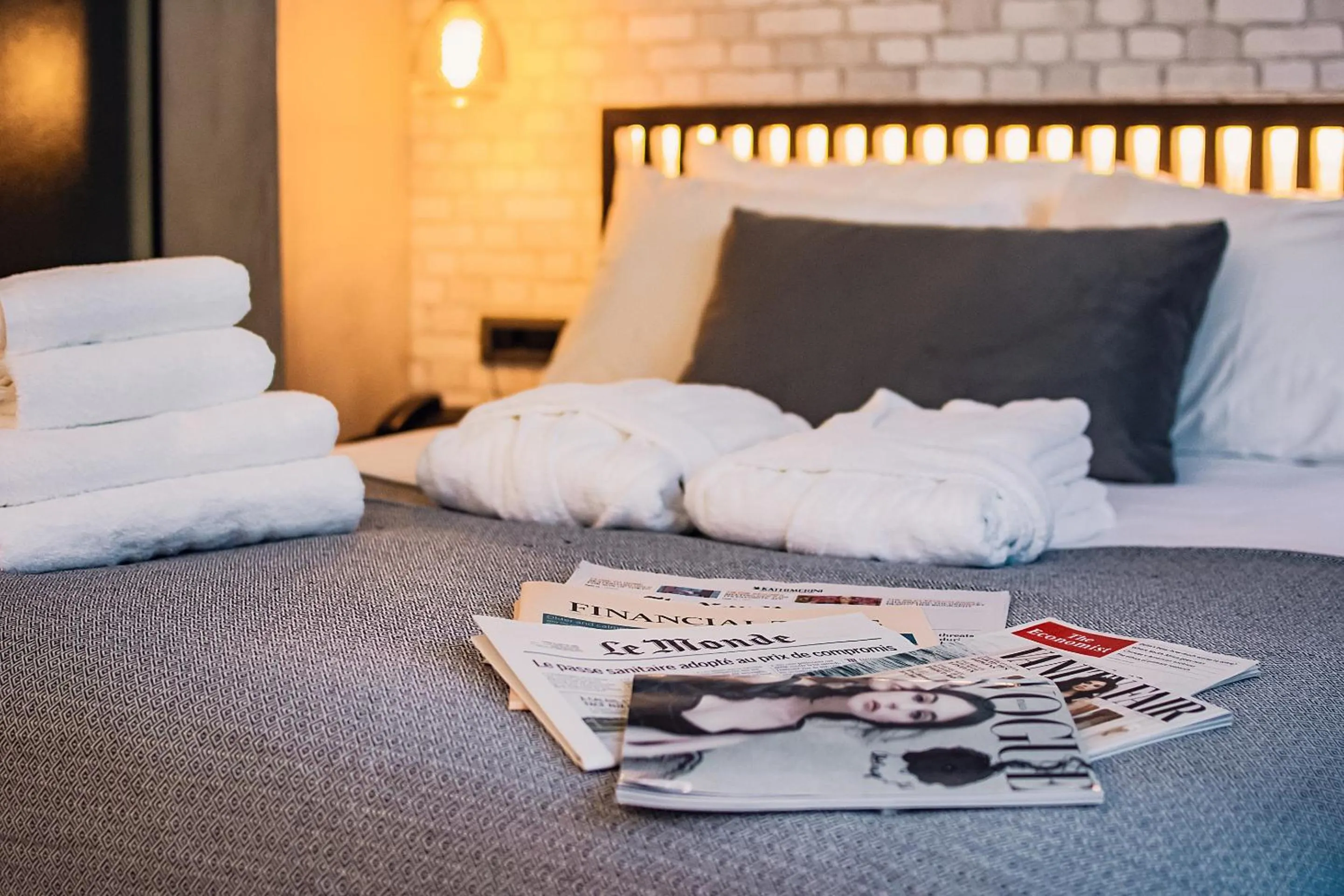 Bed in Project 3 Urban Chic Hotel