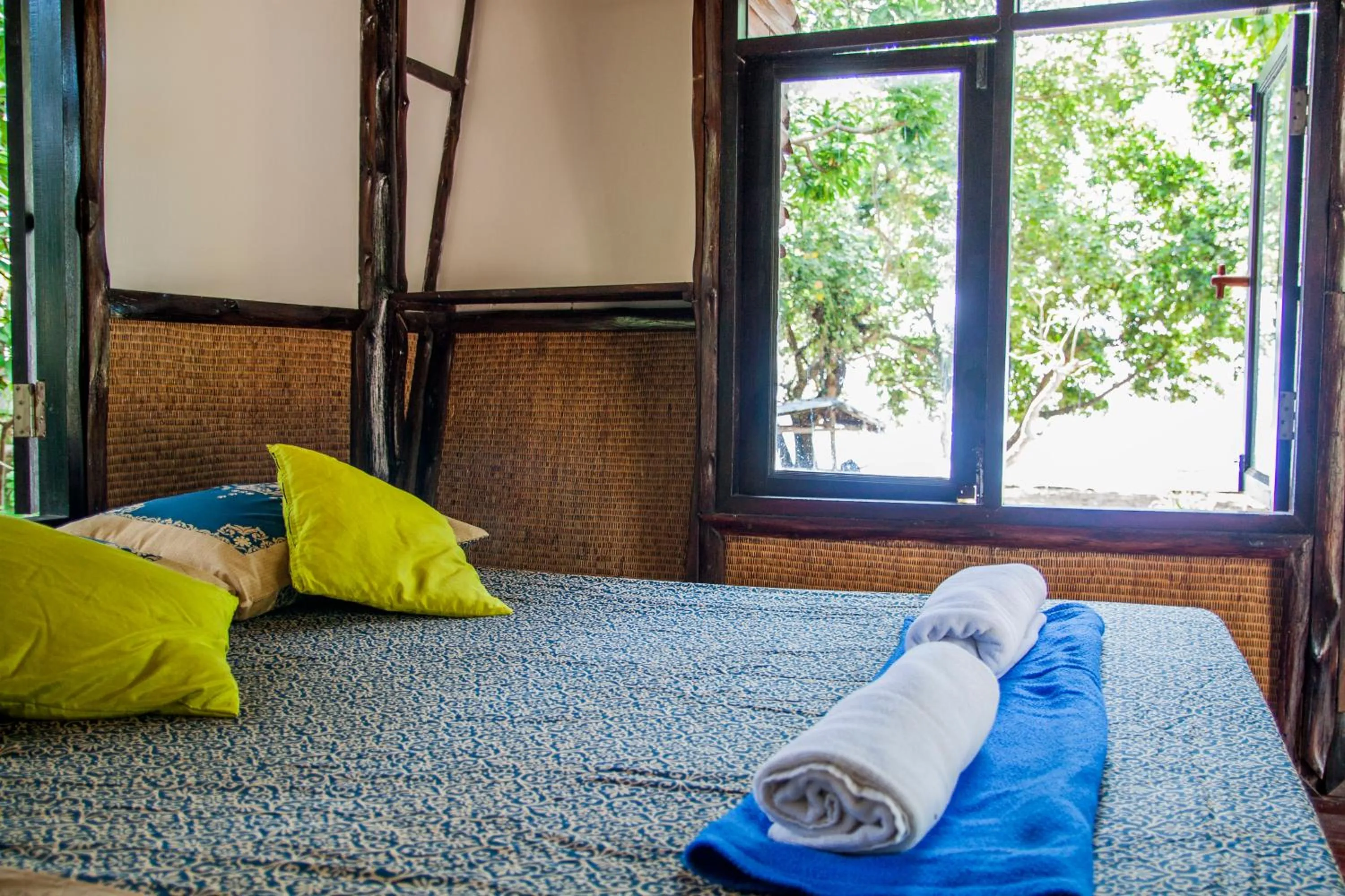 Bedroom, Bed in Ban_na