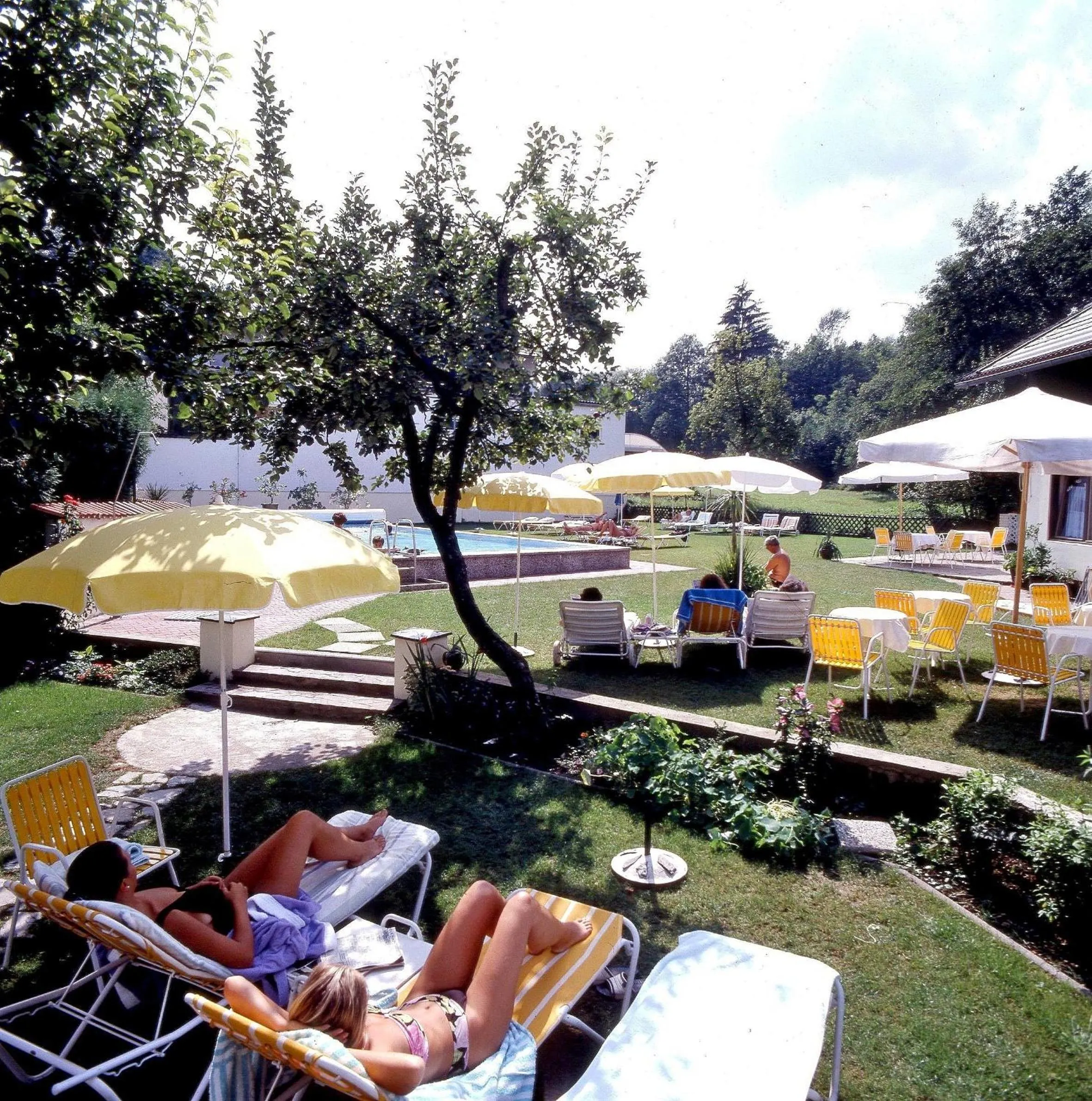 Garden in Hotel Velden Bacherlwirt