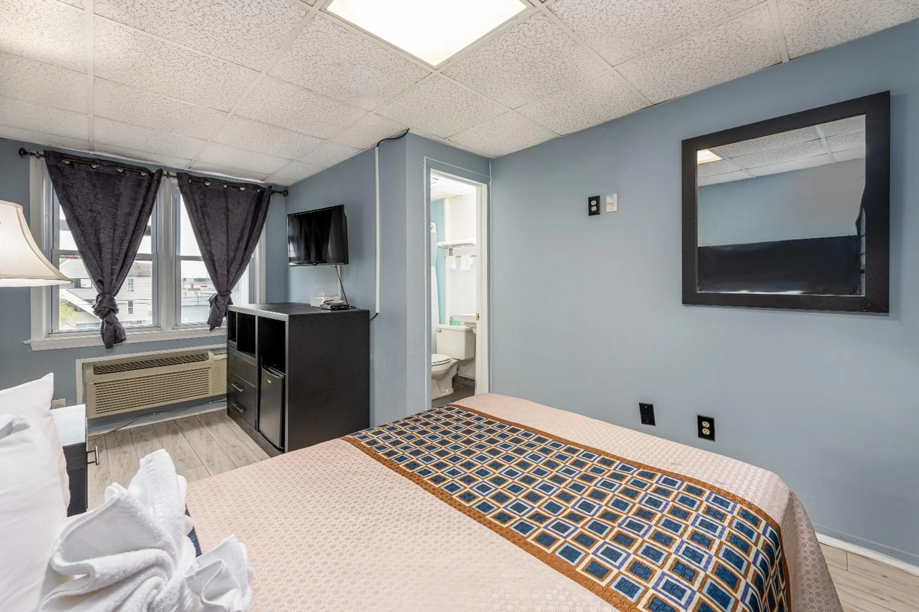 Bathroom in Hammock Inn & Suites North Beach Hotel