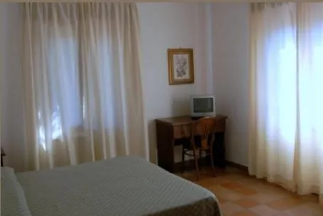 Bed in Albergo Belvedere