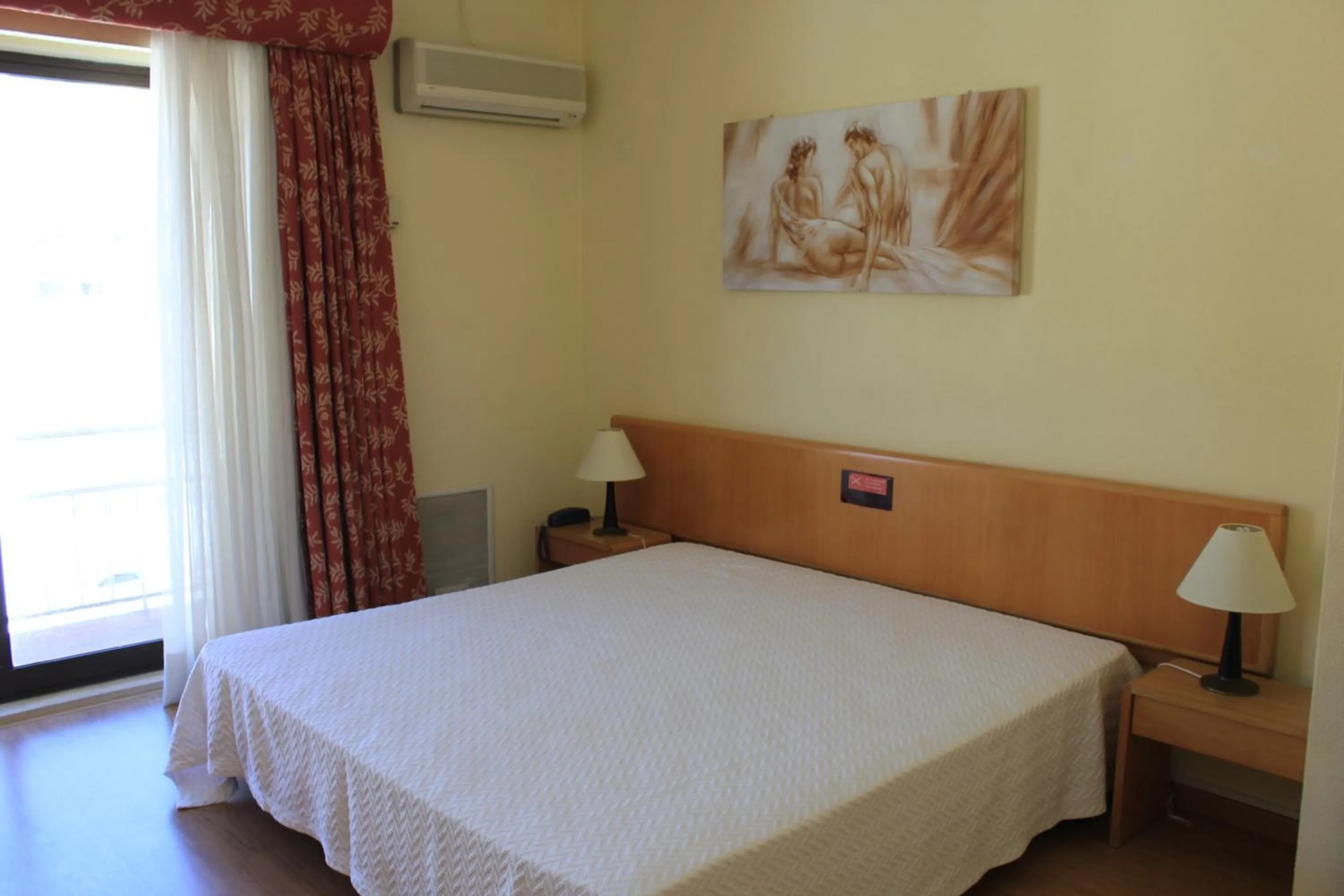 Bedroom in Hotel Da Nazare