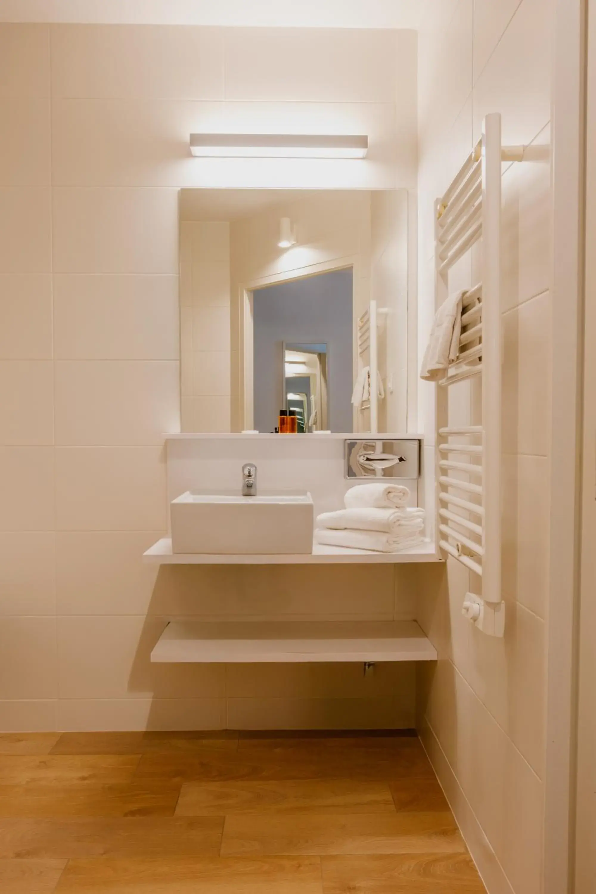 Twin Room in Green Hôtels Bordeaux Arena Twin Room in Green Hôtels Bordeaux Arena