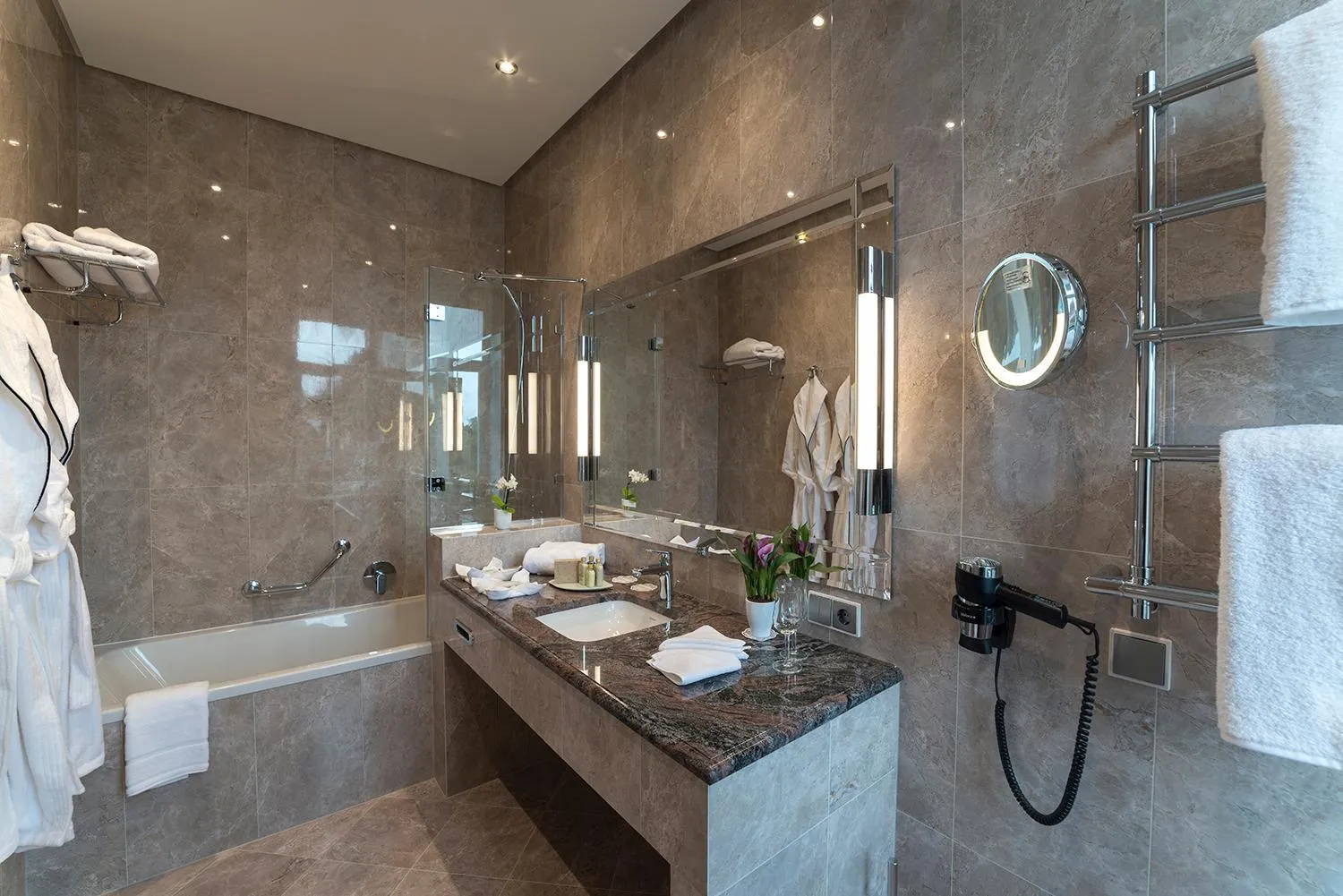 Photo of the whole room in Park Hotel & Spa Katharina