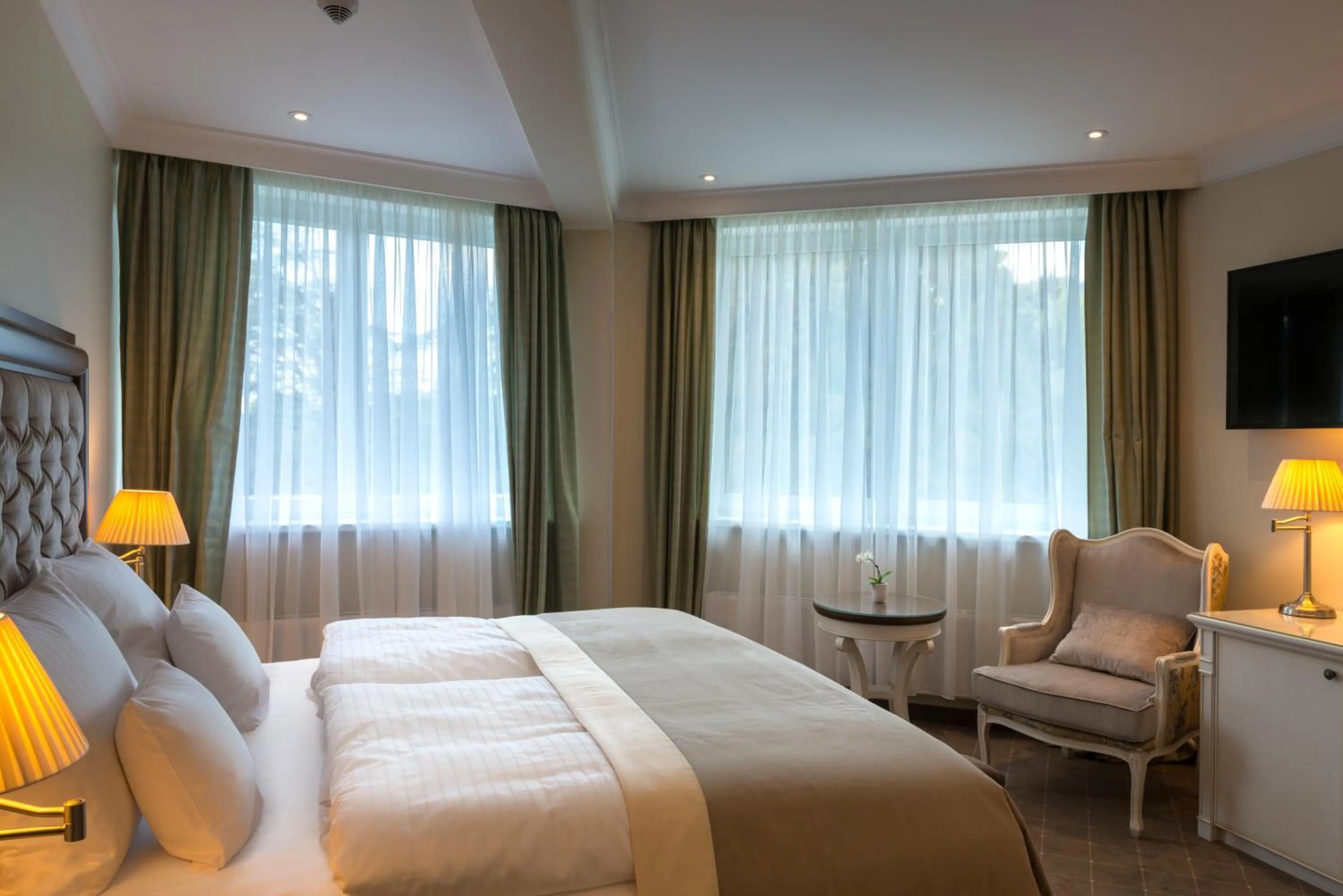 Photo of the whole room, Bed in Park Hotel & Spa Katharina