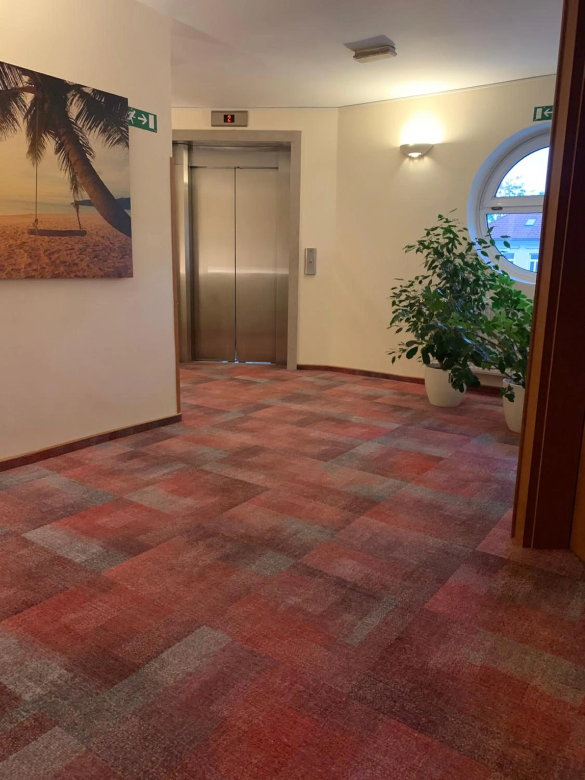 elevator in Hotel MANTOVA Vrhnika