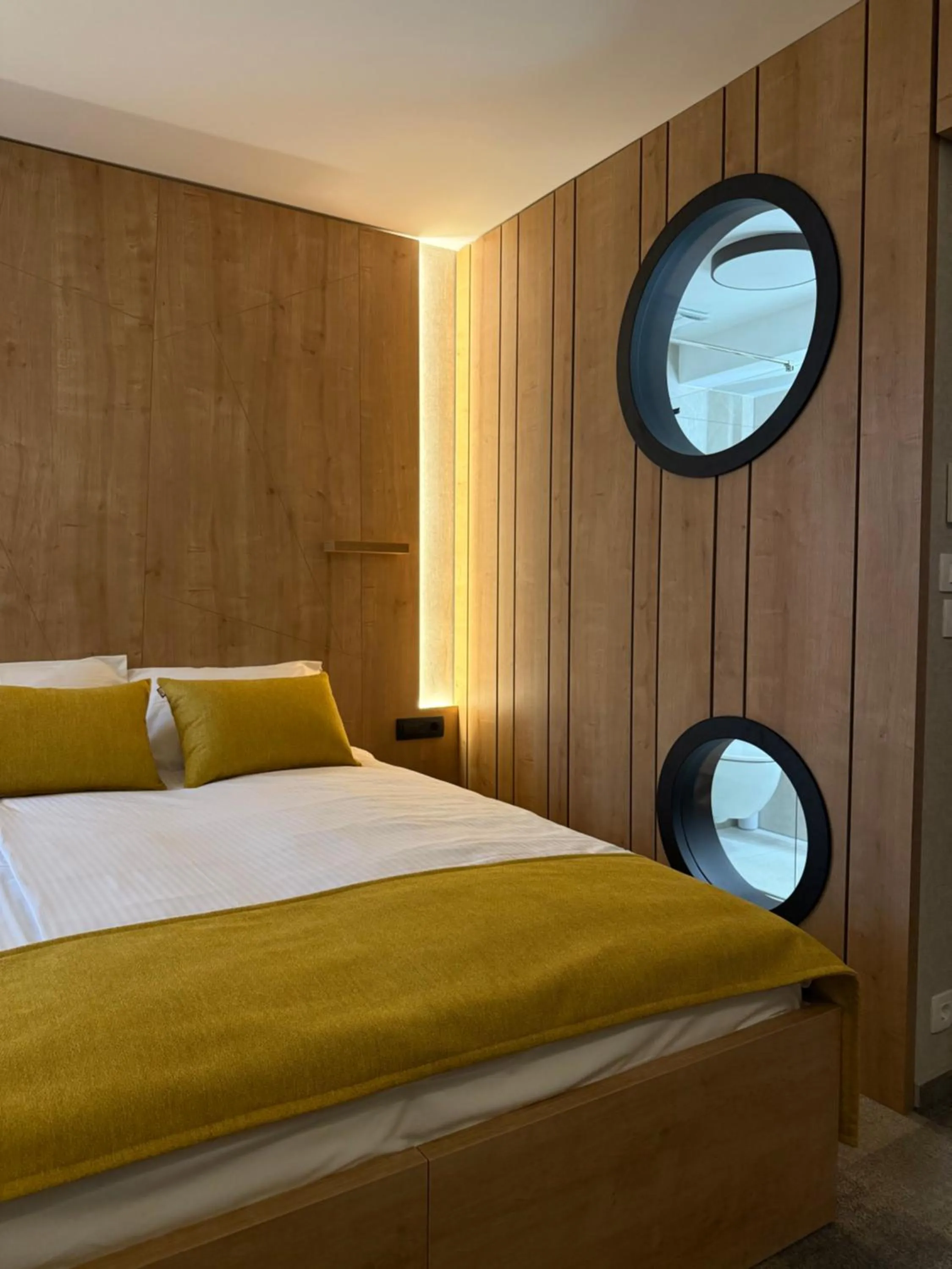 Bed in Hotel MANTOVA Vrhnika