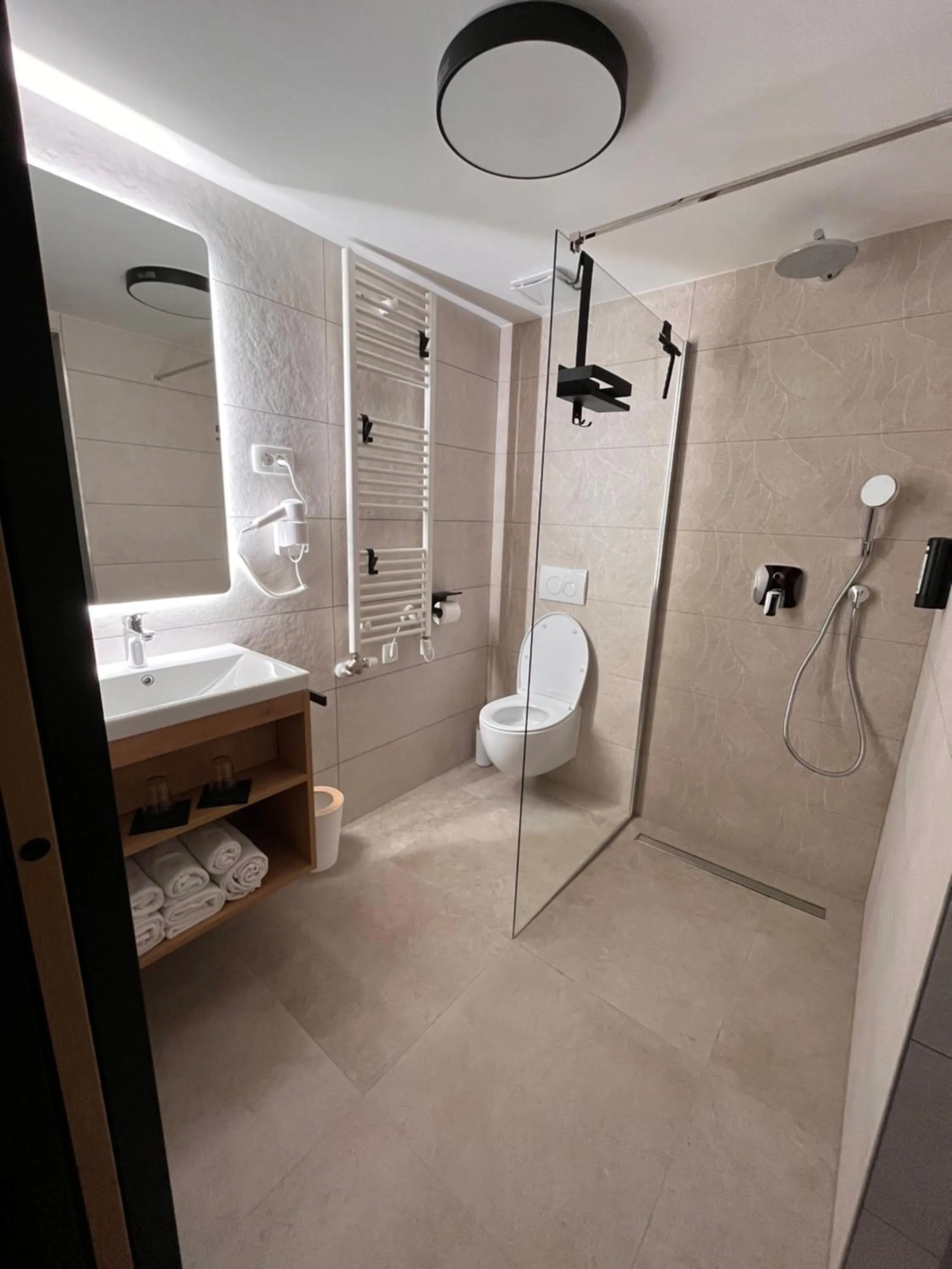 Bathroom in Hotel MANTOVA Vrhnika