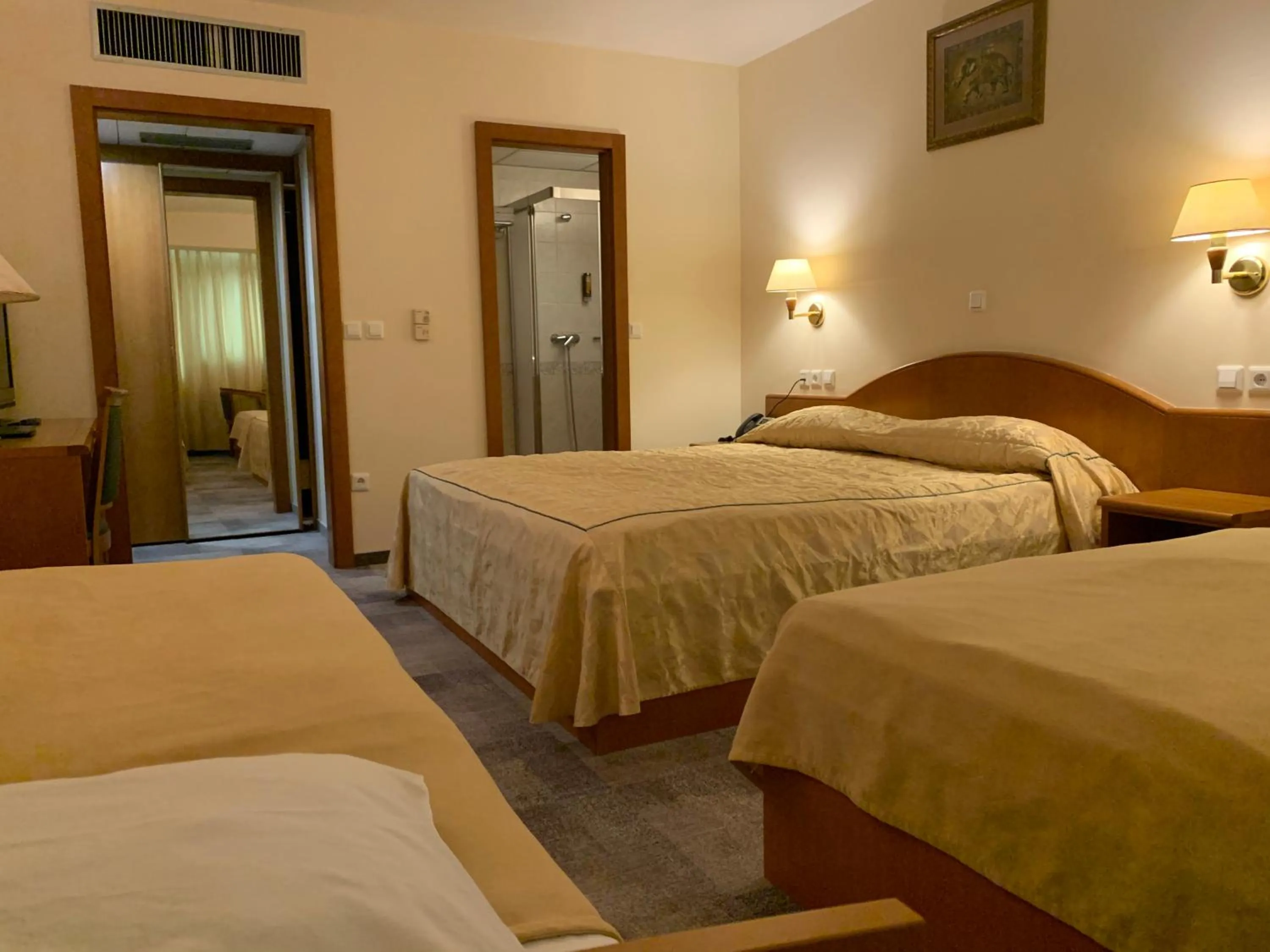 Family Room in Hotel MANTOVA Vrhnika