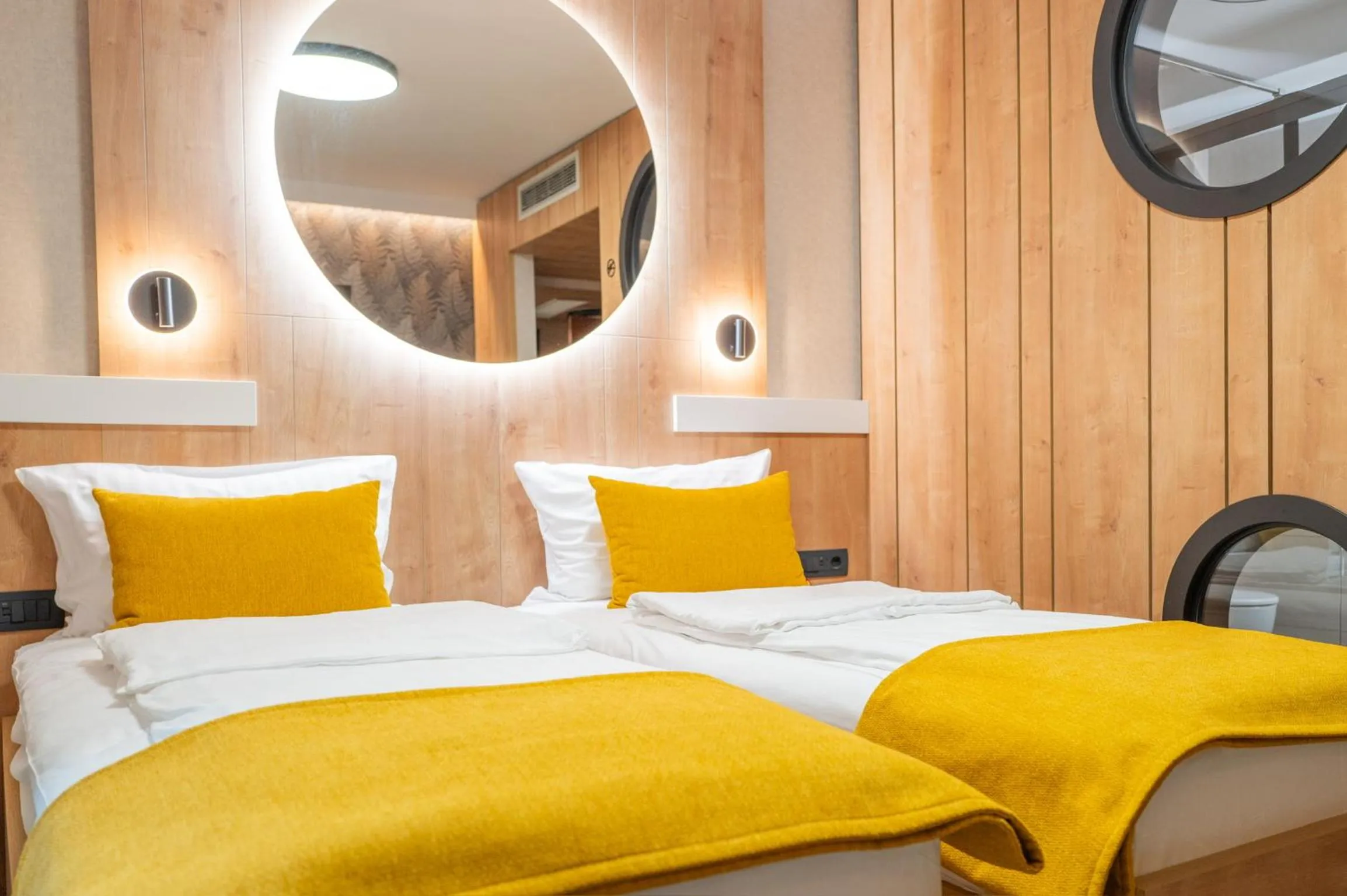 Bed in Hotel MANTOVA Vrhnika