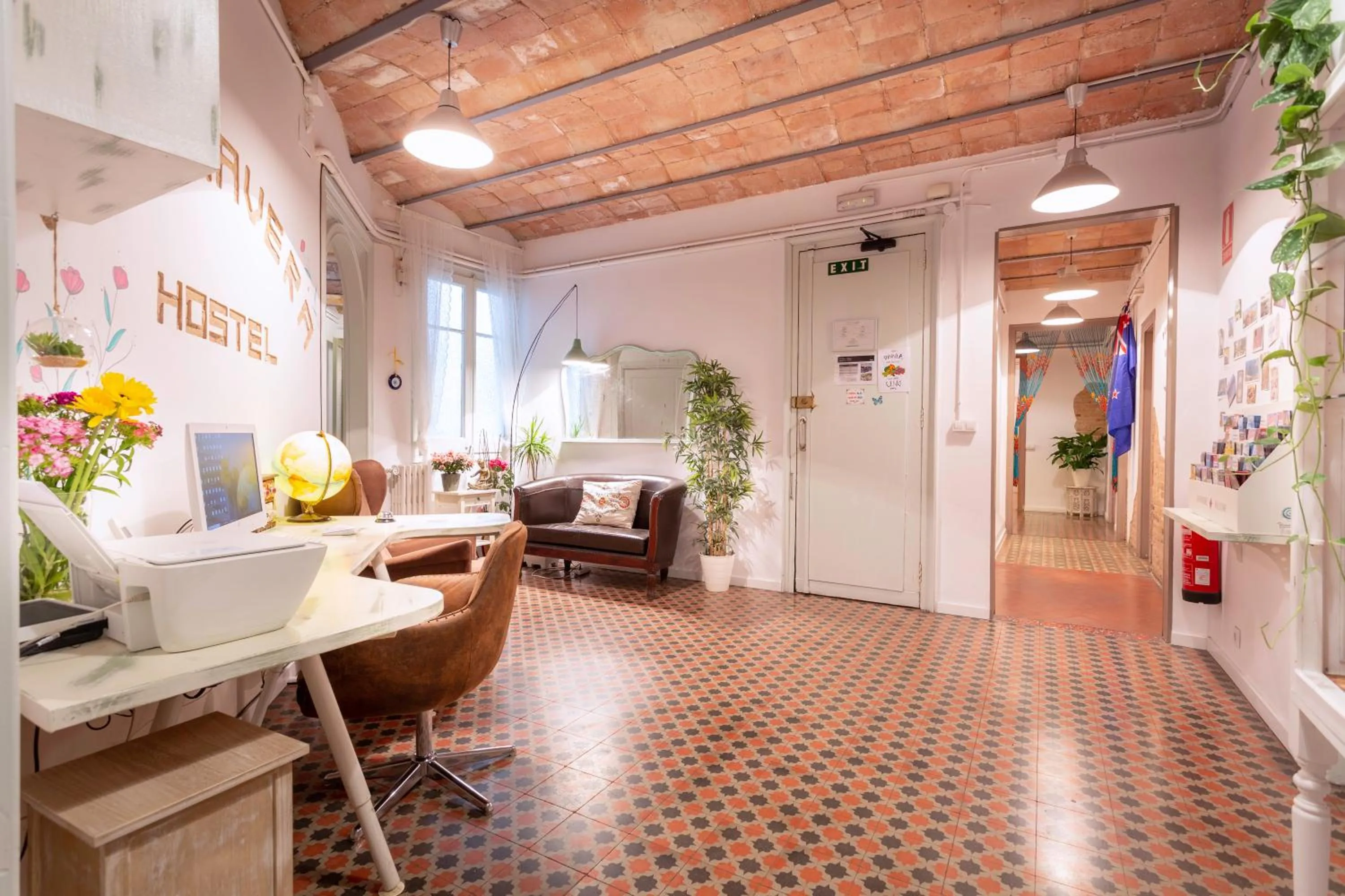 Lobby or reception in Primavera Hostel