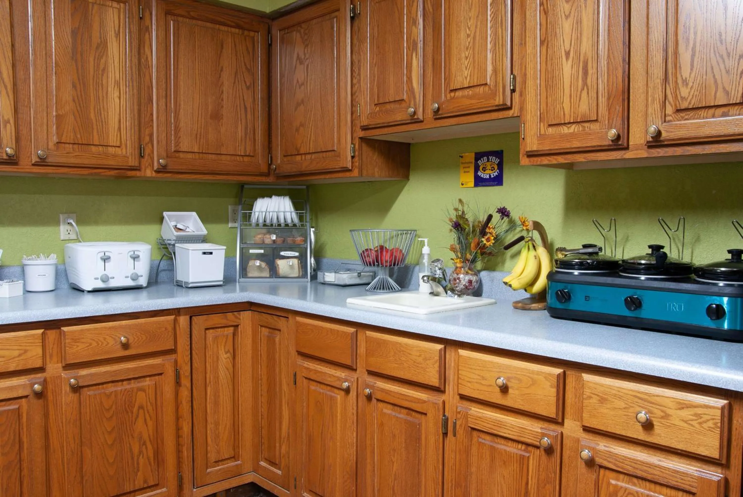 Restaurant/places to eat in Super 8 by Wyndham Arkansas City KS