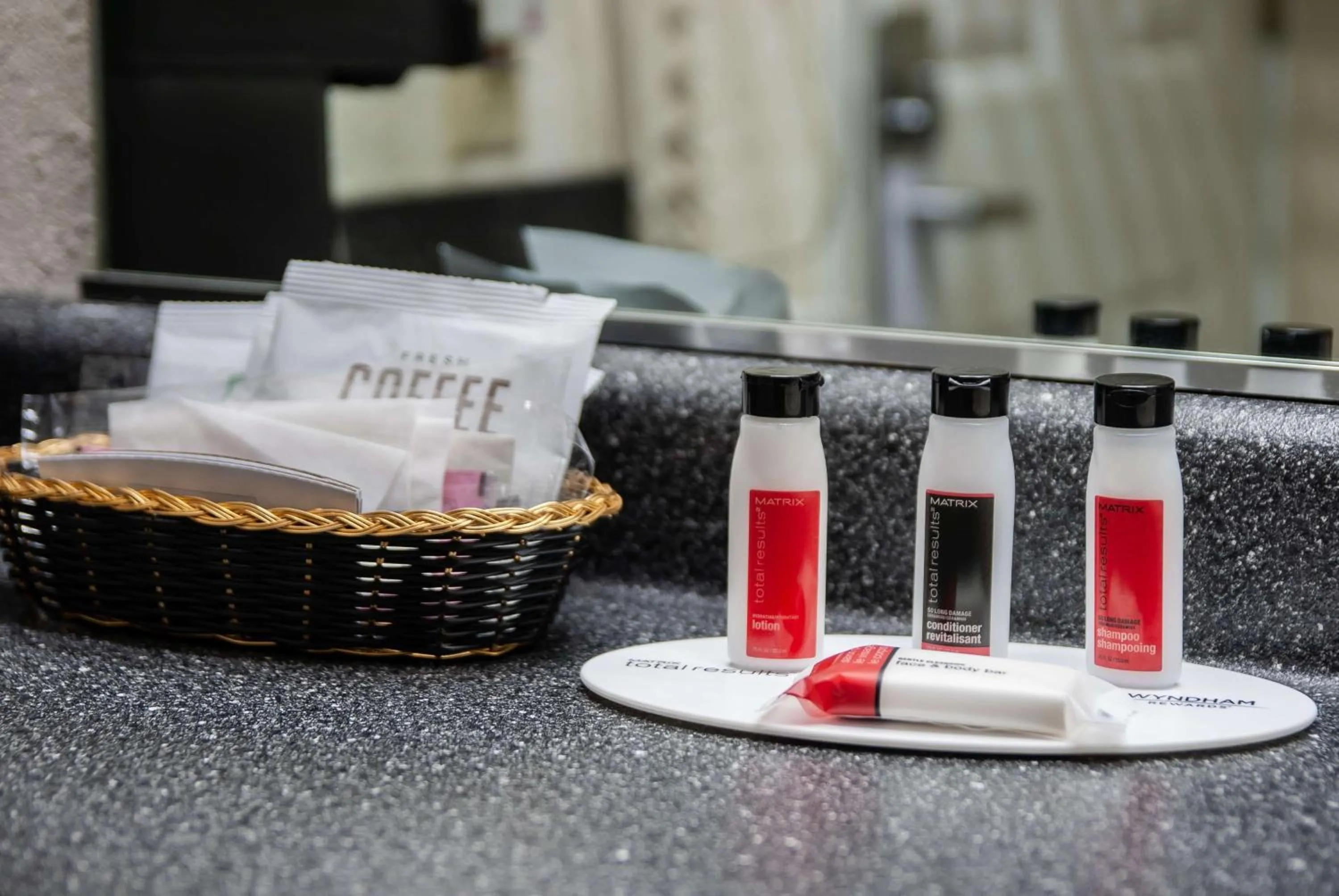 Photo of the whole room in Super 8 by Wyndham Arkansas City KS