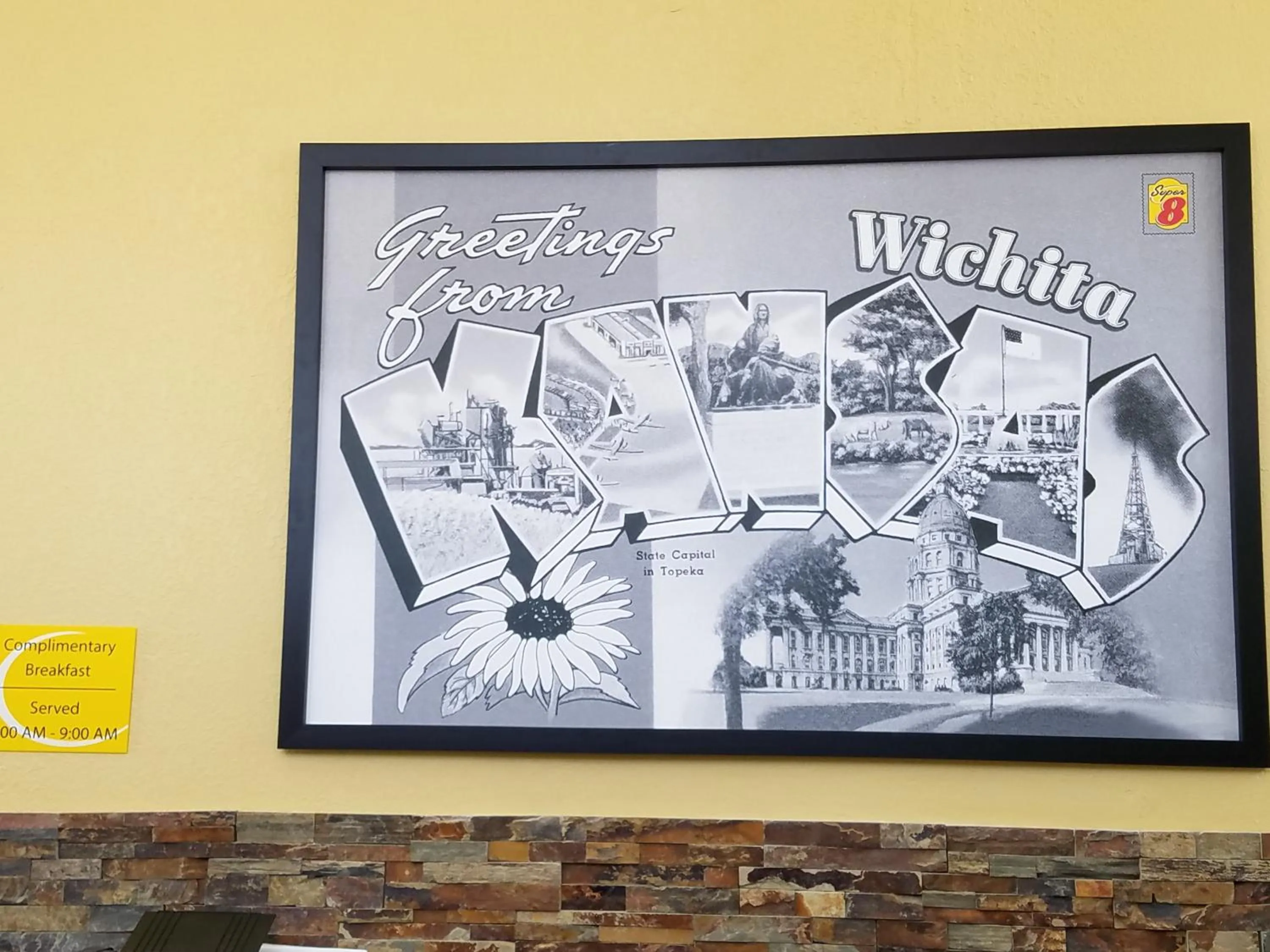 Lobby or reception in Super 8 by Wyndham Wichita Airport West Kellogg