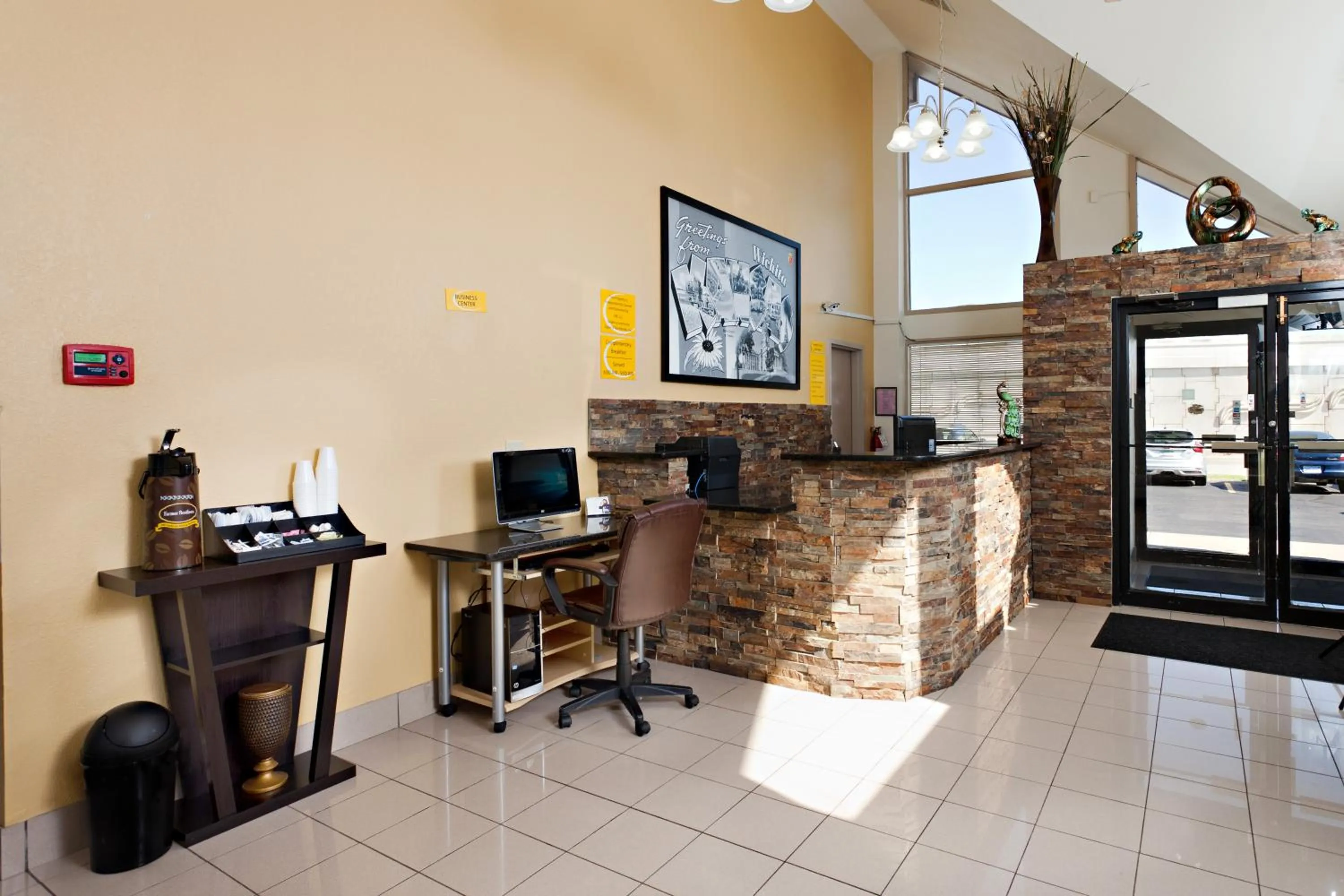 Business facilities in Super 8 by Wyndham Wichita Airport West Kellogg