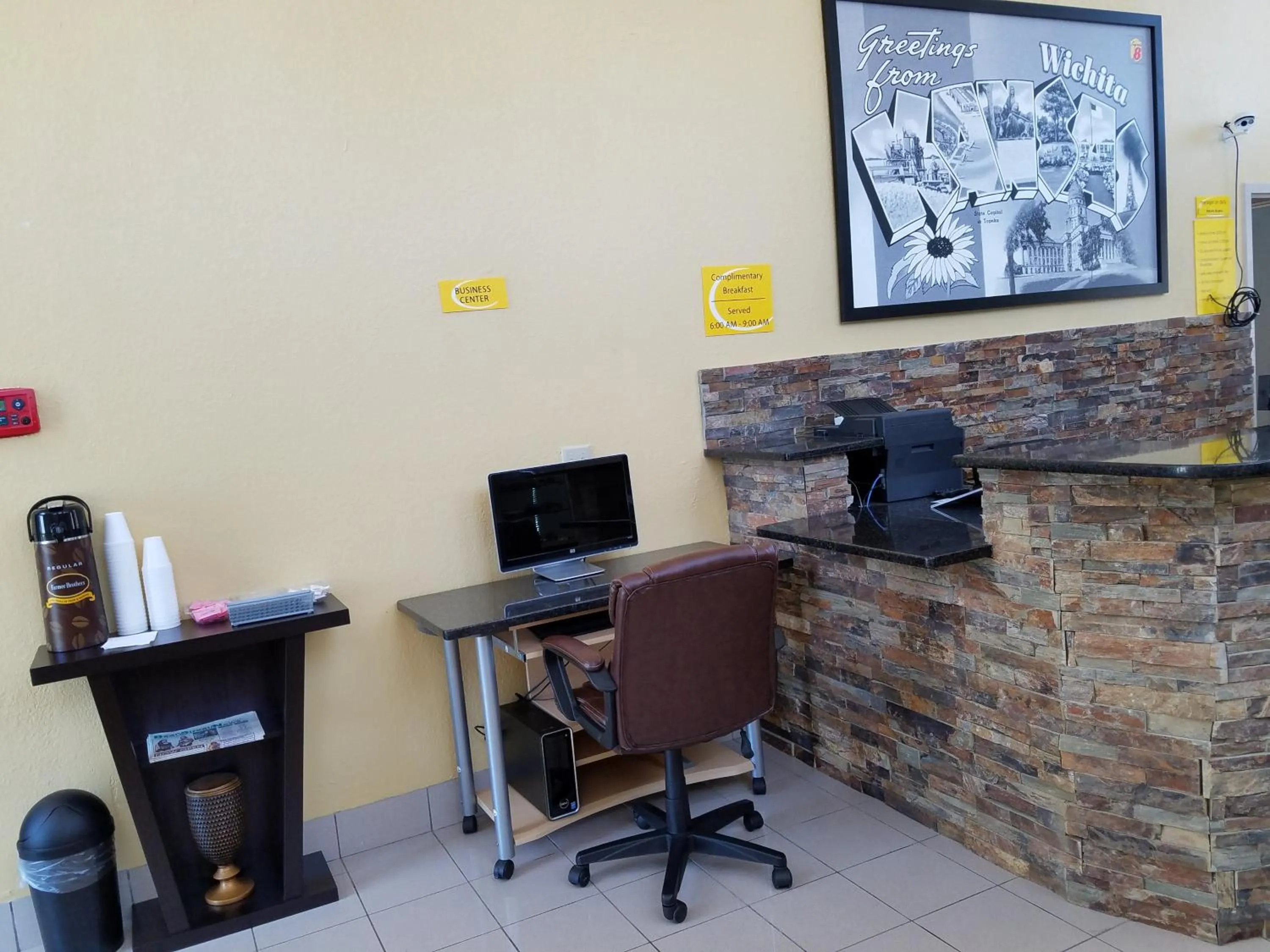 Business facilities in Super 8 by Wyndham Wichita Airport West Kellogg
